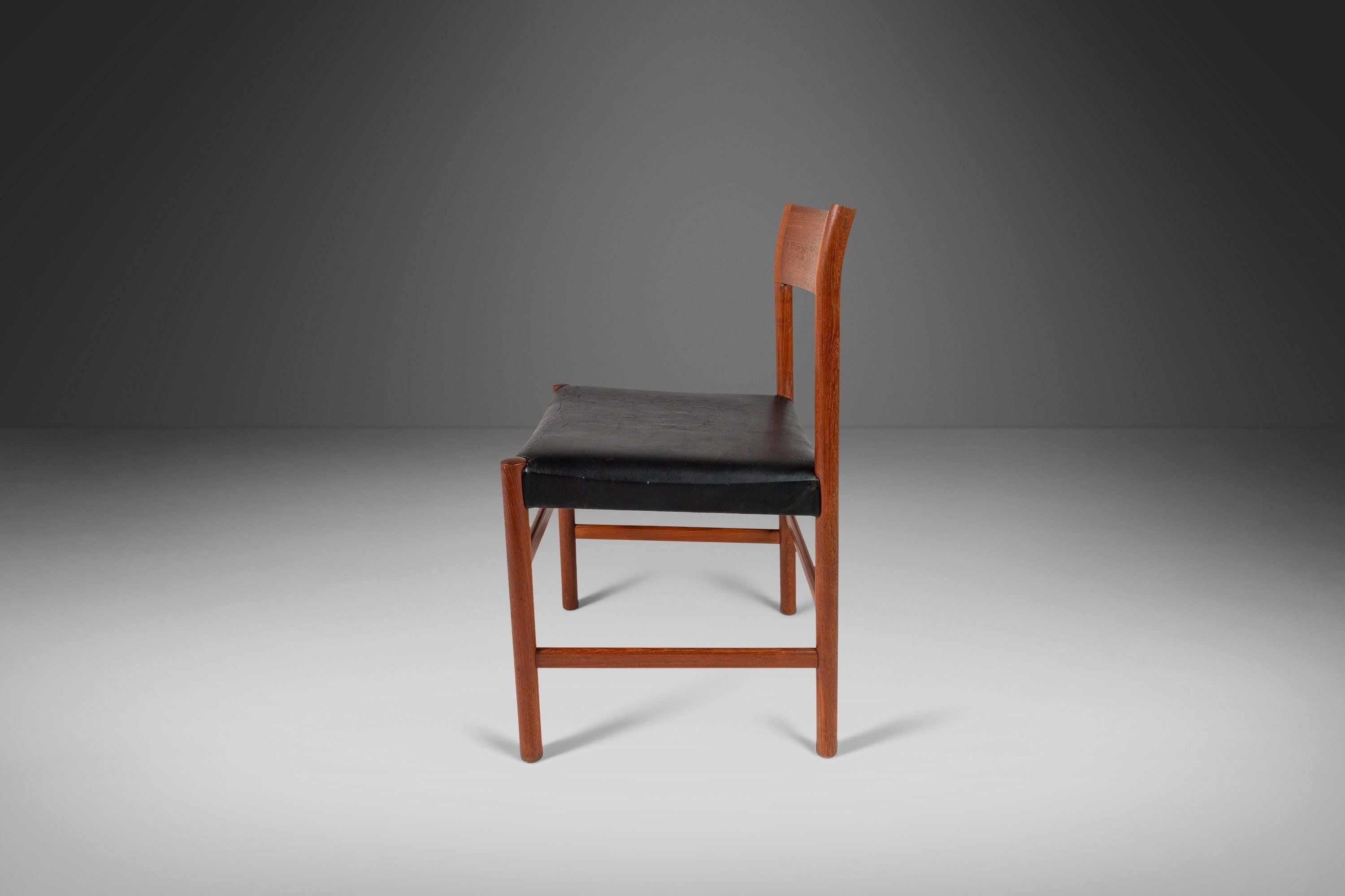 Scandinavian Modern Set of Six '6' 'Model 9' Dining Chairs by Arne Halvorsen for L. Jacobsen, 1960s For Sale
