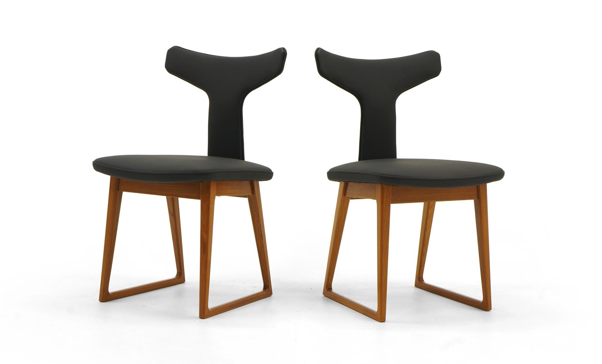 Scandinavian Modern Rare Set of Six Dining Chairs by Arne Vodder for Sibast, Teak and Black Leather