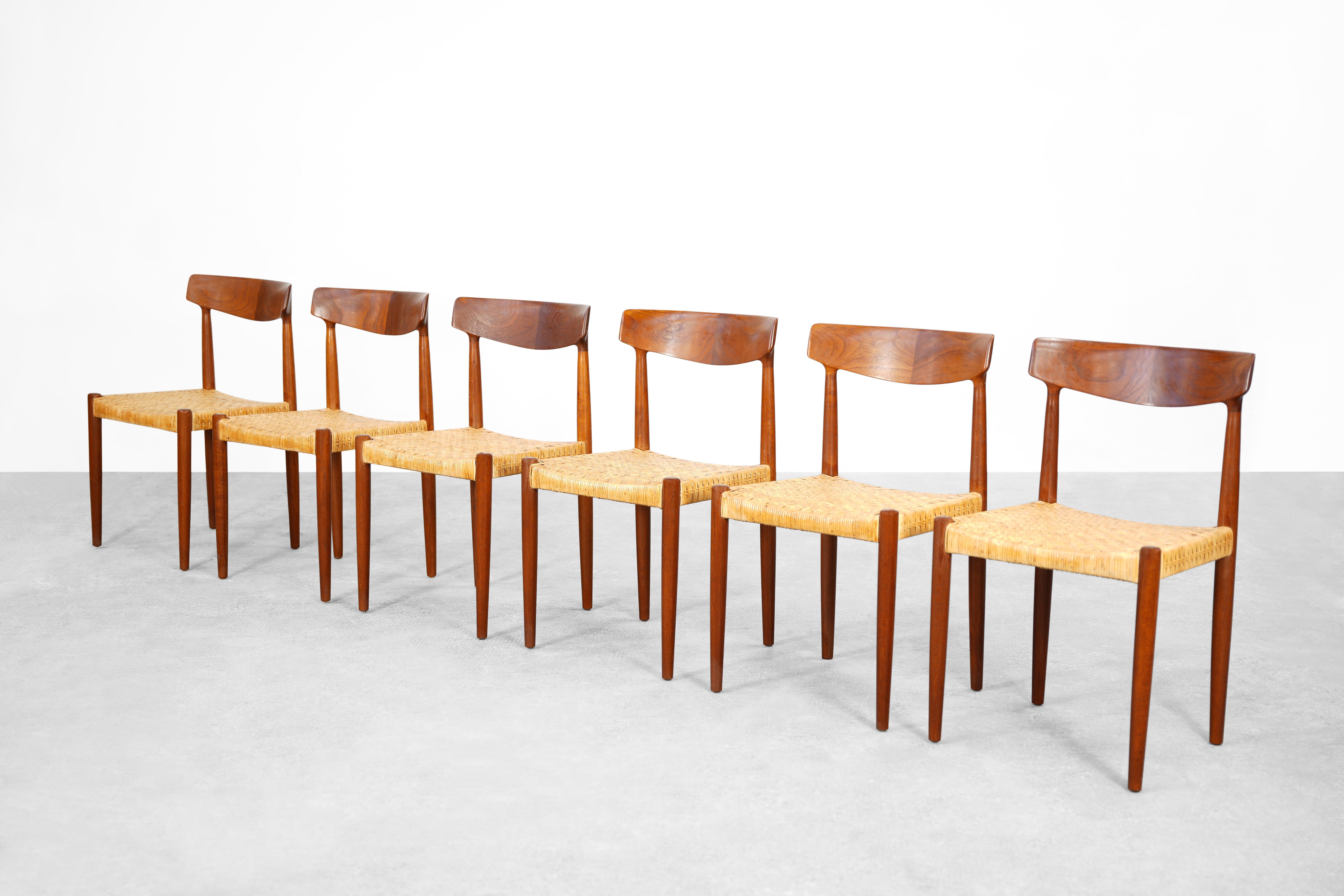 20th Century Rare Set of Six Dining Chairs by Knud Faerch Produced by Slagelselse, Denmark For Sale