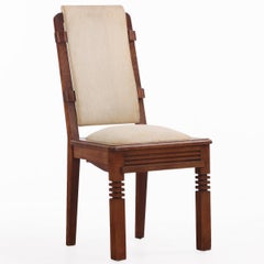 Conjunto poco común de seis sillas de comedor de roble francés, obra de Charles Dudouyt, hacia 1940