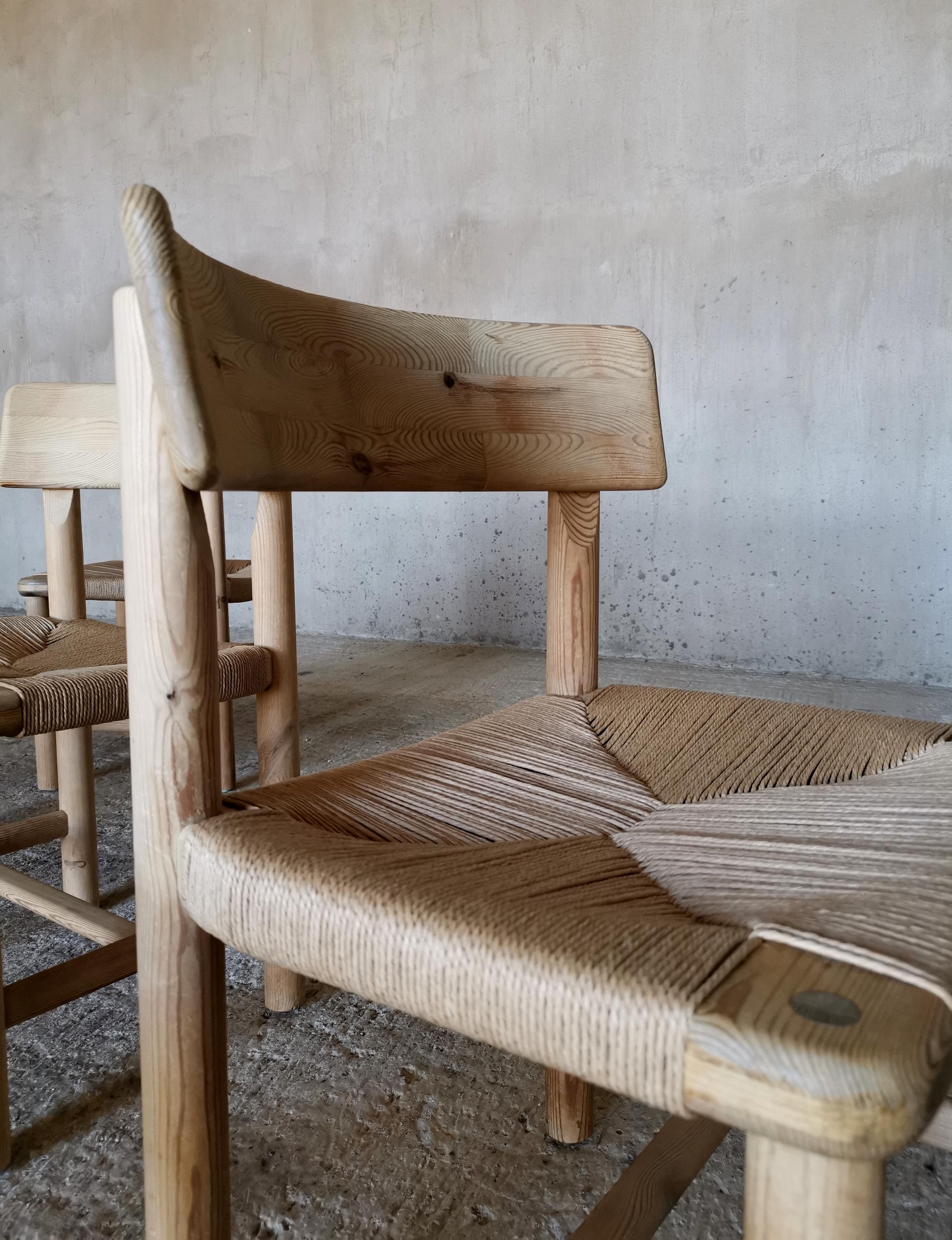 Rare set of six Friis & Moltke Dining Chairs in solid Oregon Pine. Denmark 1970s For Sale 4