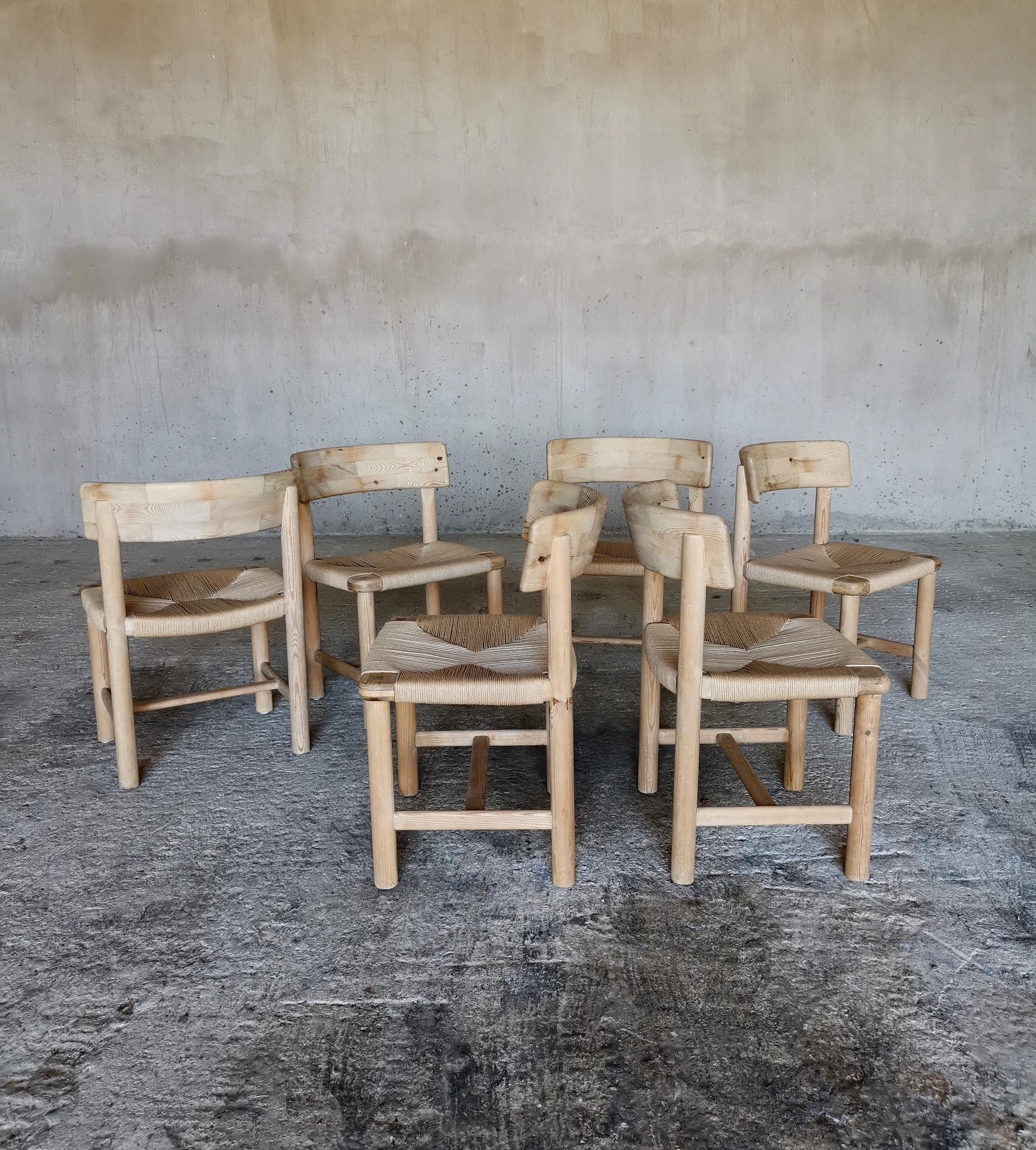 Rare set of six Friis & Moltke Dining Chairs in solid Oregon Pine. Denmark 1970s For Sale 9