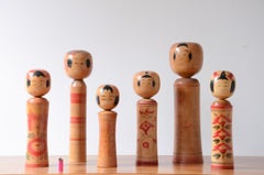 Raro set di sei grandi kokeshi
