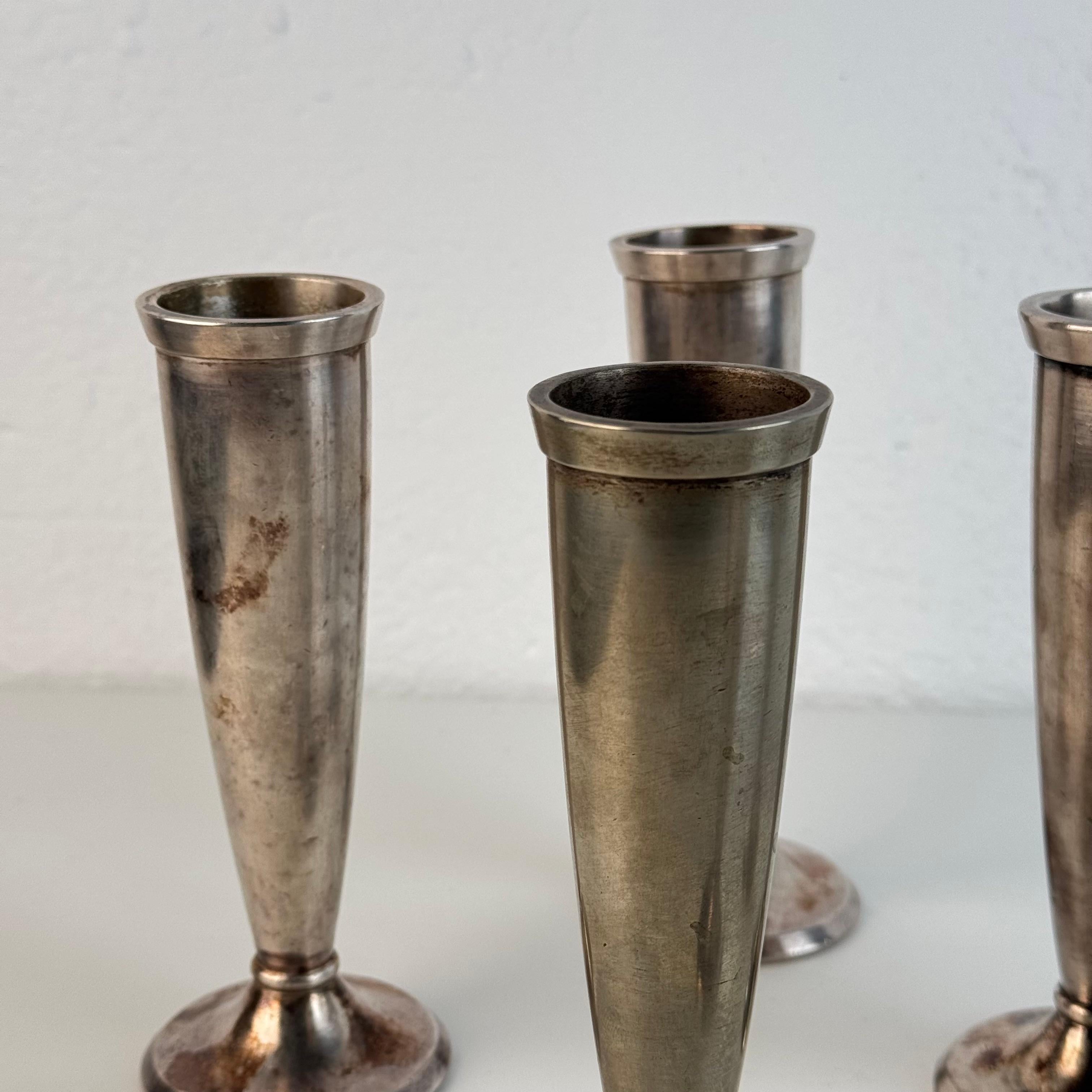 Rare Set of Six Silver-Plated Bud Vases by Gio Ponti for Krupp Milano, 1930s In condizioni buone in vendita a Brescia, Brescia