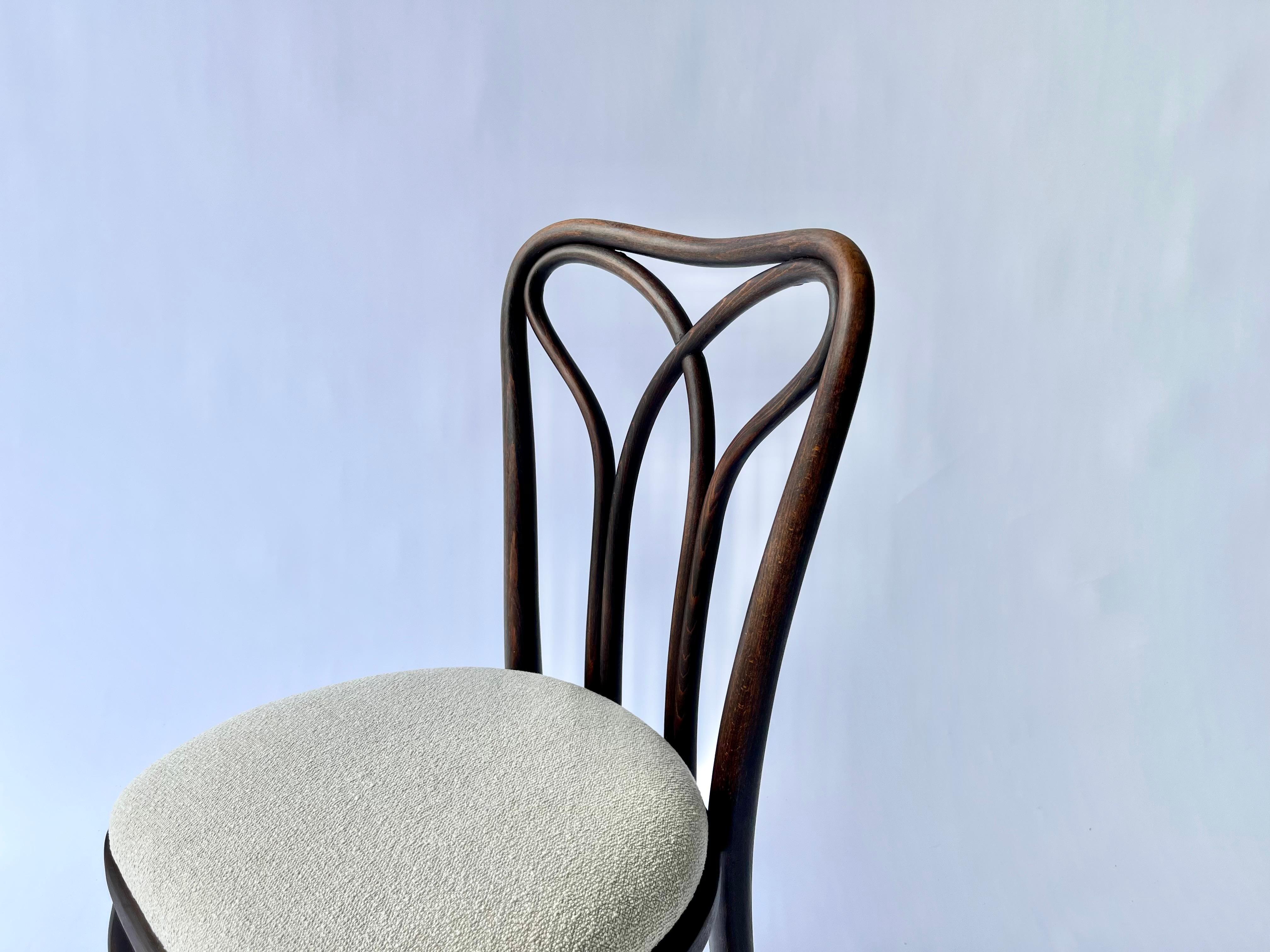 Rare Set of Six Thonet Dining Chairs For Sale 2