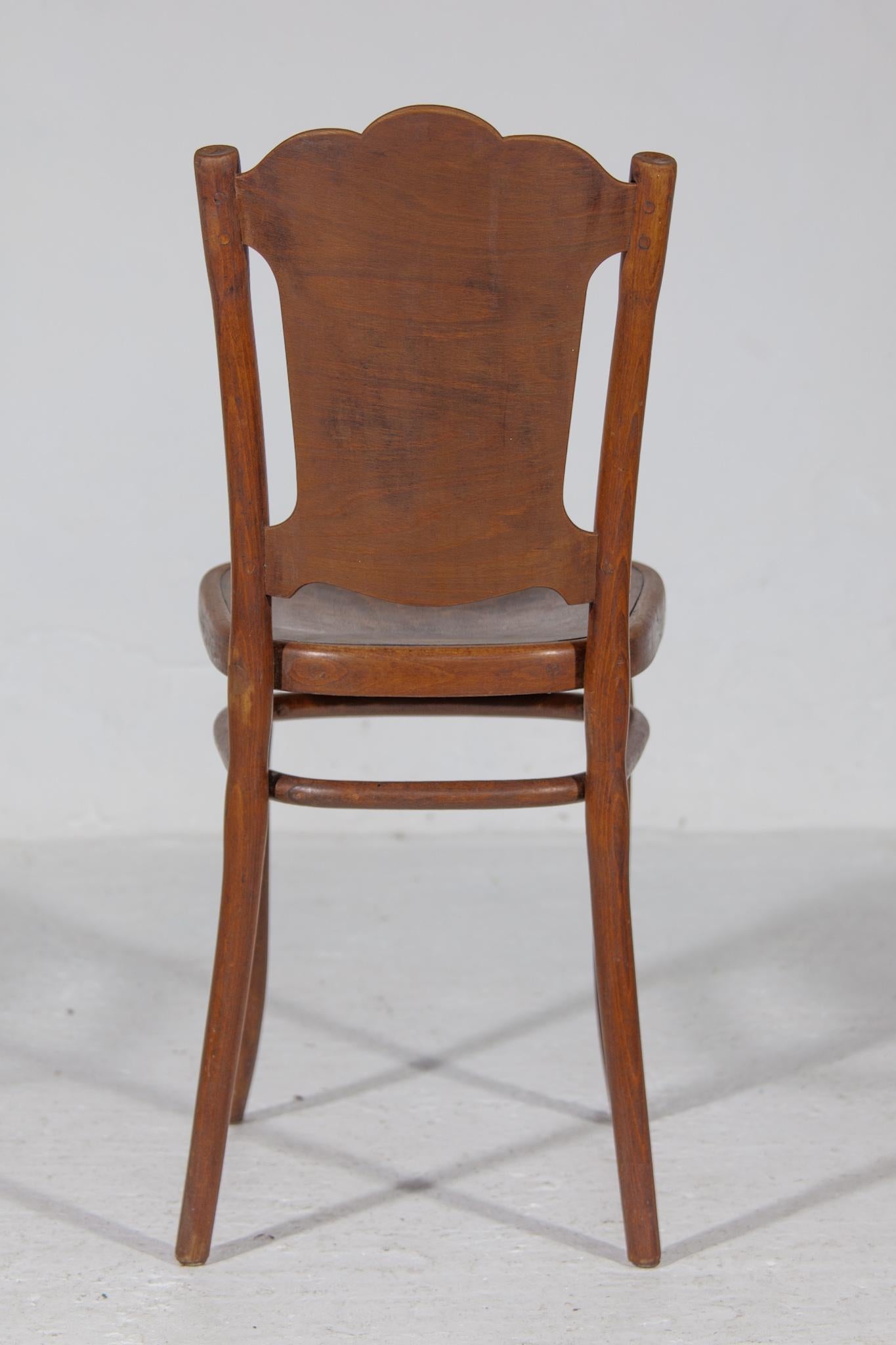 Hand-Crafted Rare Set of Six Thonet Dining, Side Chairs With Flower Decor Pattern, Austria