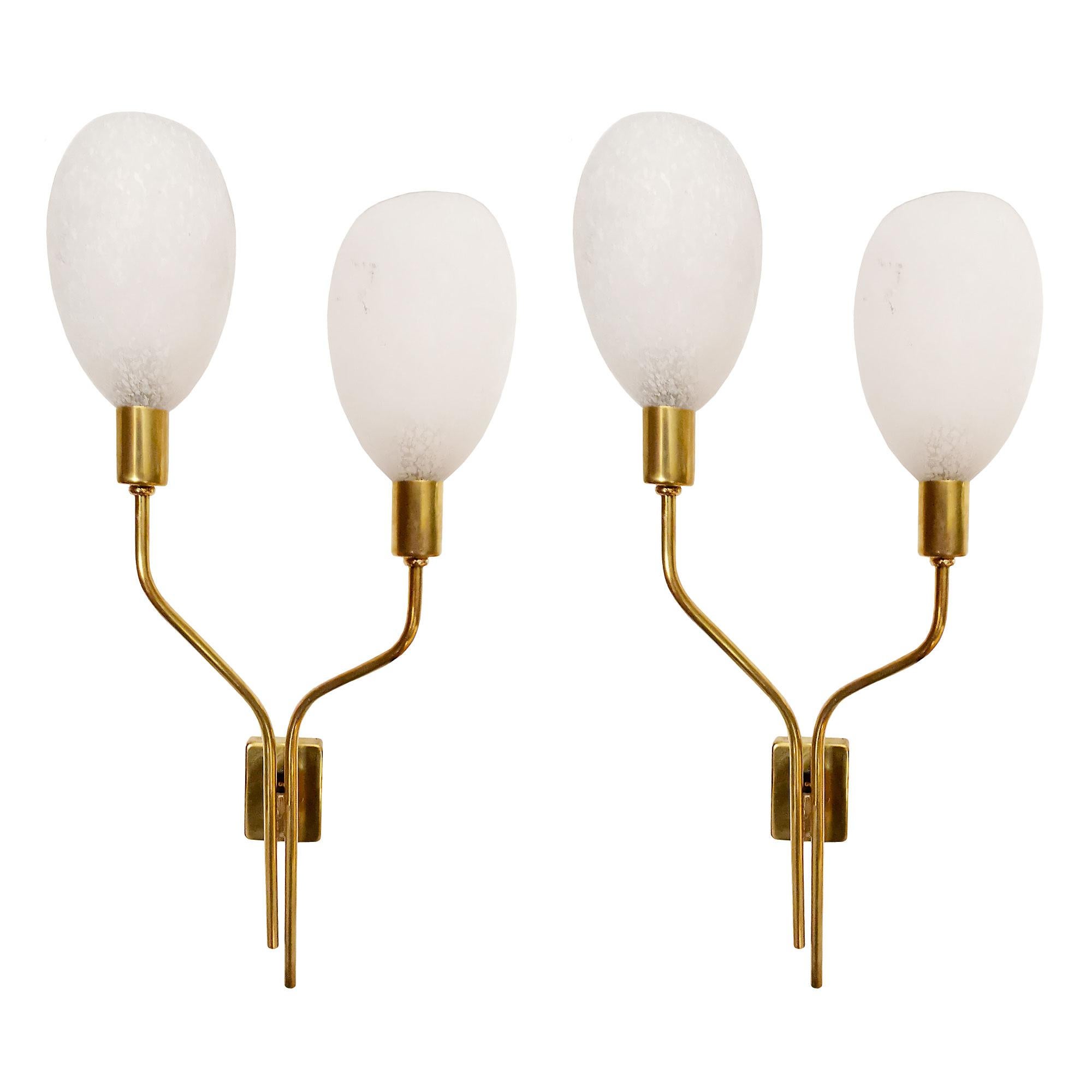 Italian Rare Set of Six Mid-Century Modern Wall Lights in white glass paste - Italy 1950 For Sale