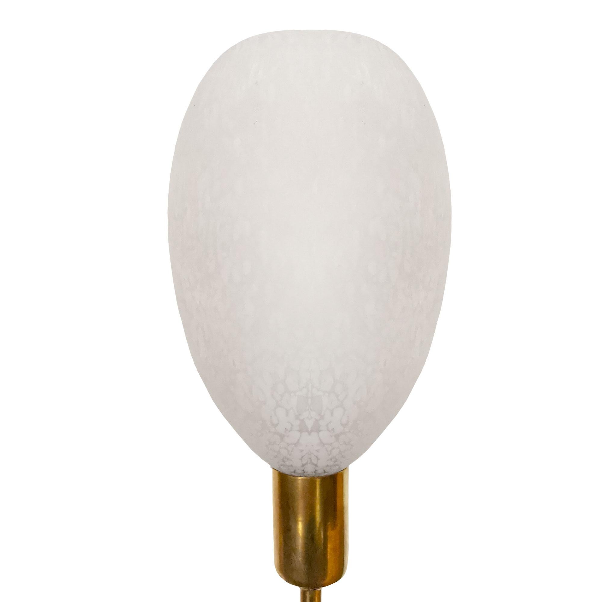Raro set di sei luci da parete in pasta di vetro bianco della modernità di metà secolo - Italia 1950 In condizioni buone in vendita a Girona, Girona