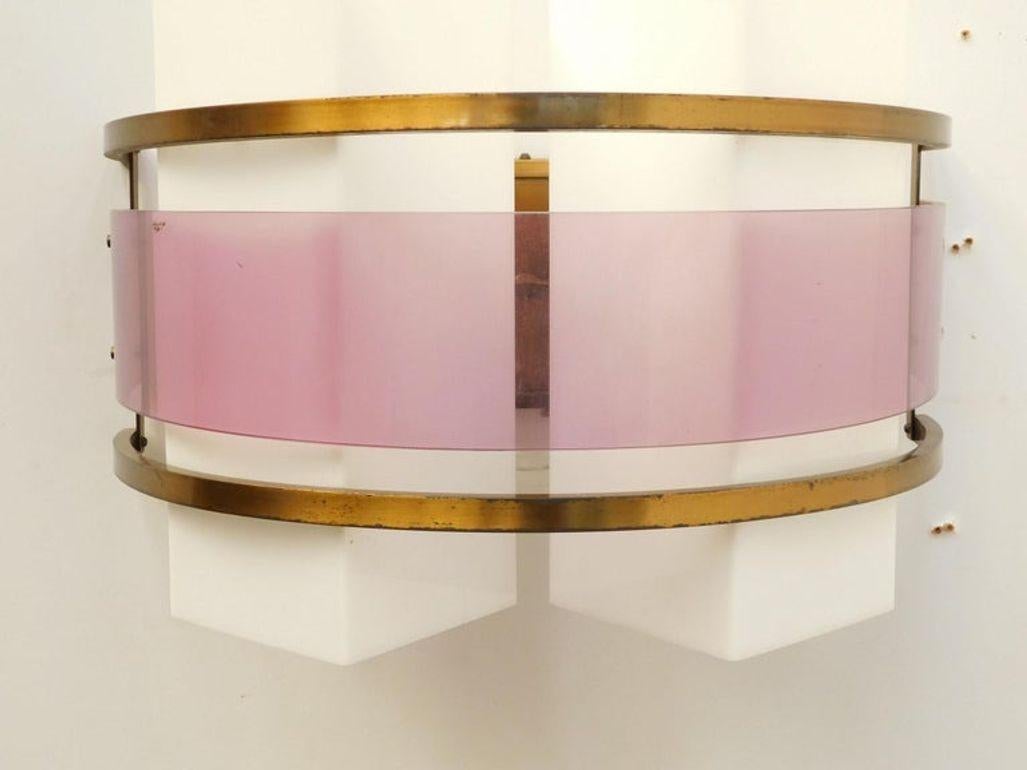 Rare ensemble de trois appliques conçu par Oscar Torlasco pour Stilux Milano. Italie. Bon état - En vente à Los Angeles, CA