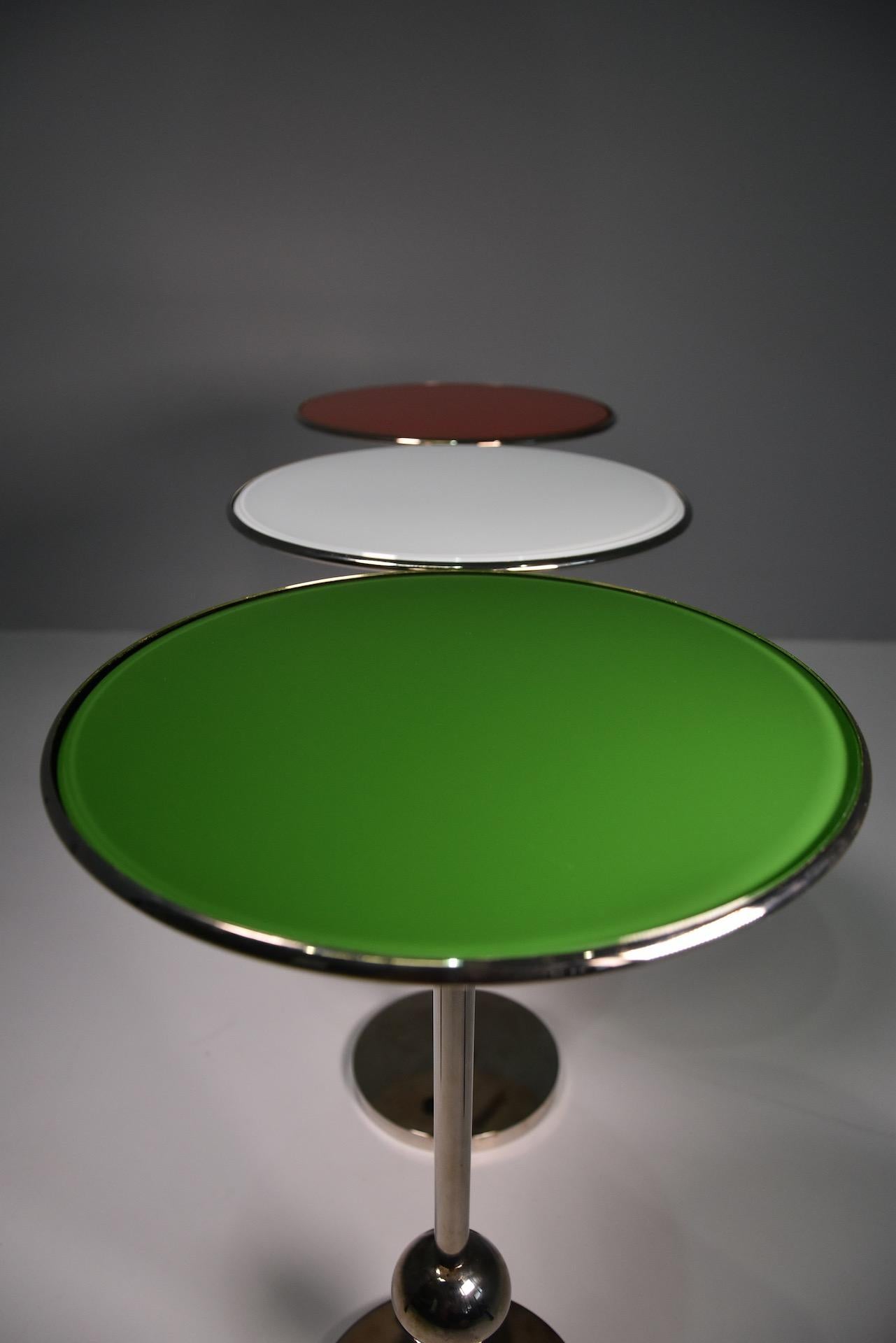 Rare Set of Three T1 Side Tables by Osvaldo Borsani I, 1950s For Sale 4