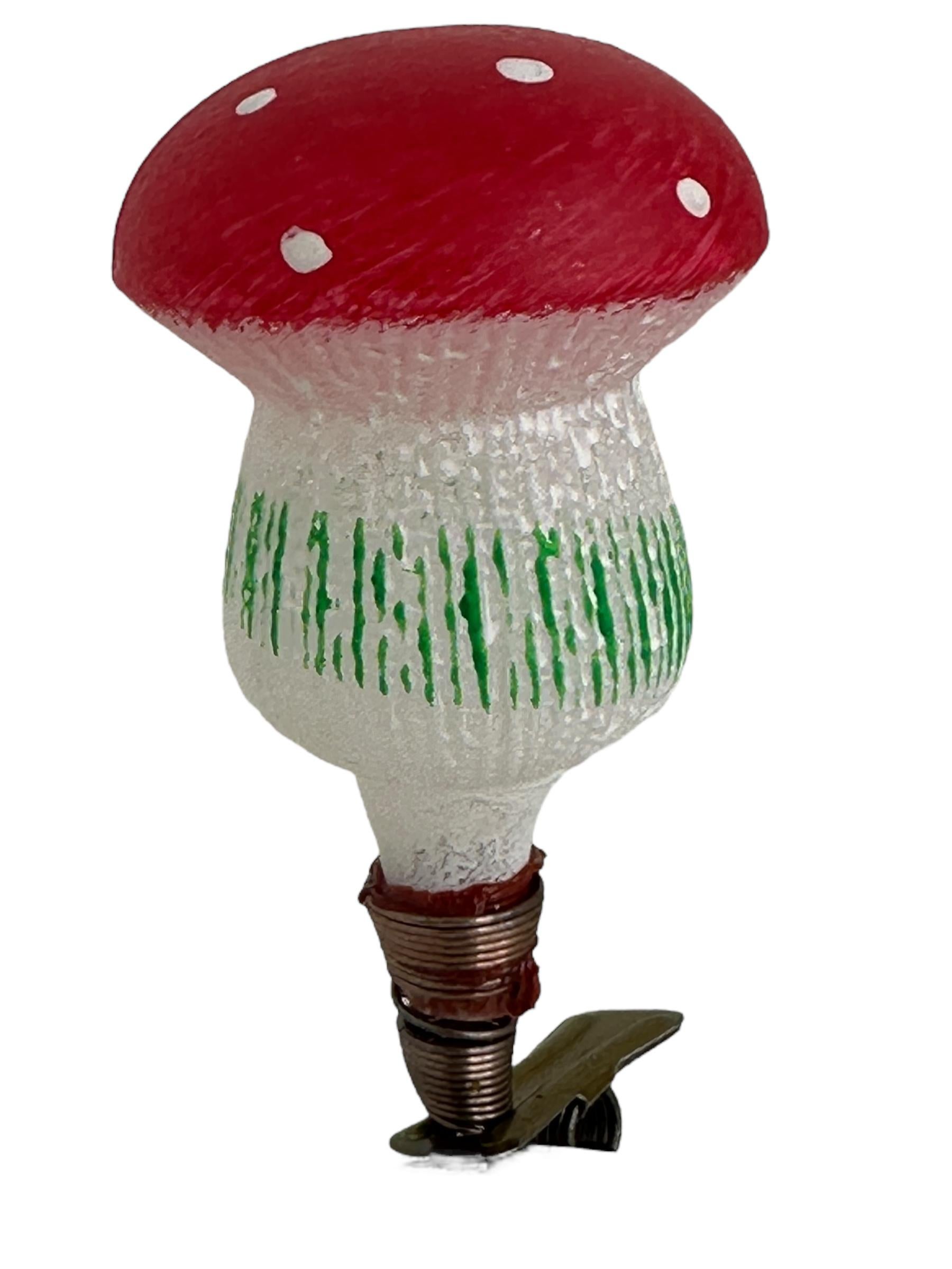 Hand-Crafted Rare Set of Twelve Mushroom Clip-On Christmas Ornaments Vintage, German, 1940s For Sale
