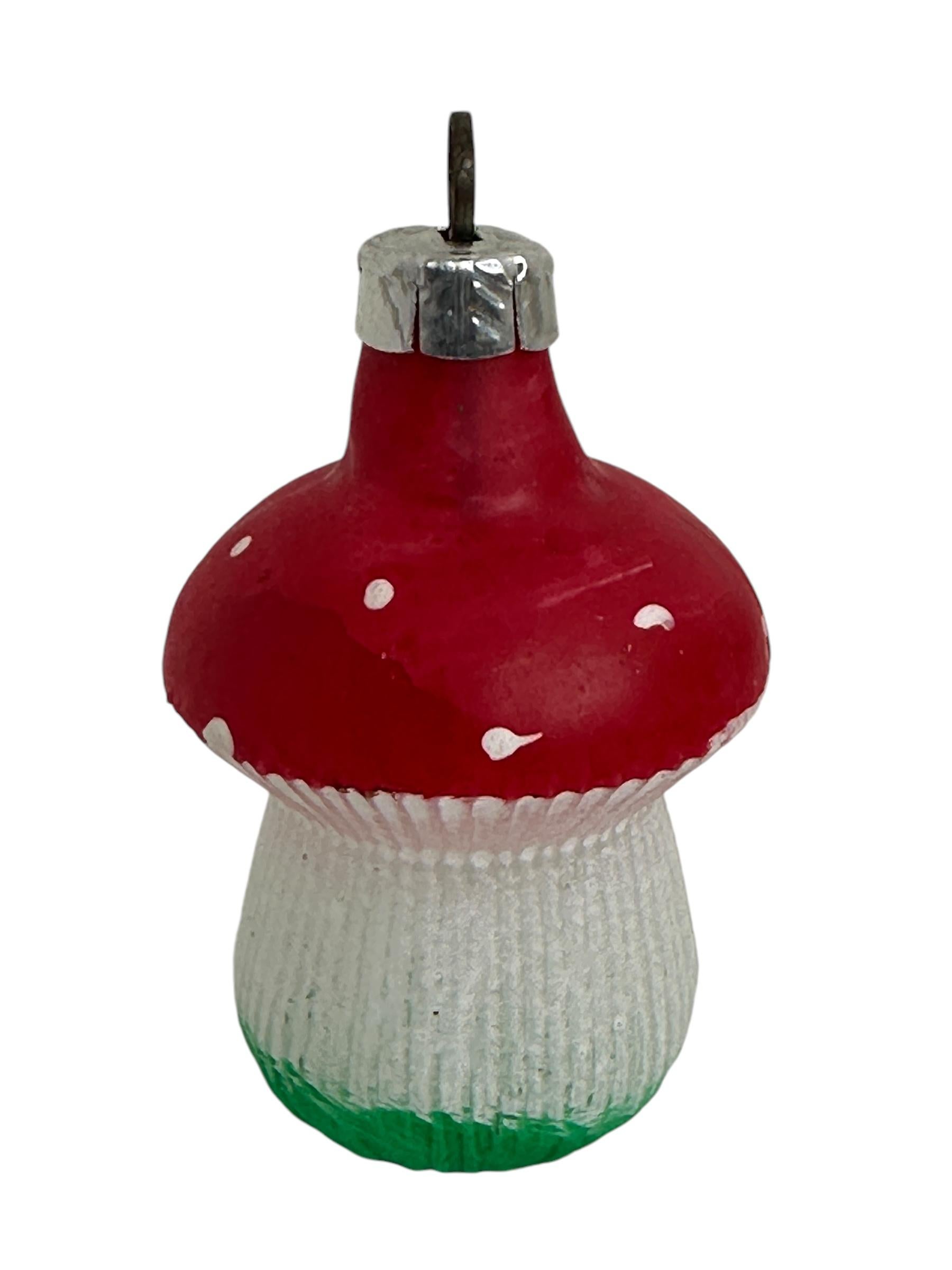 Rare Set of Twelve Toadstool Mushroom Christmas Ornaments Vintage, German, 1940s For Sale 1