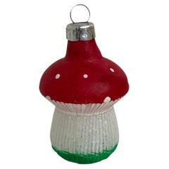 Rare ensemble de douze ornements de champignons de Noël vintage, allemands, années 1940