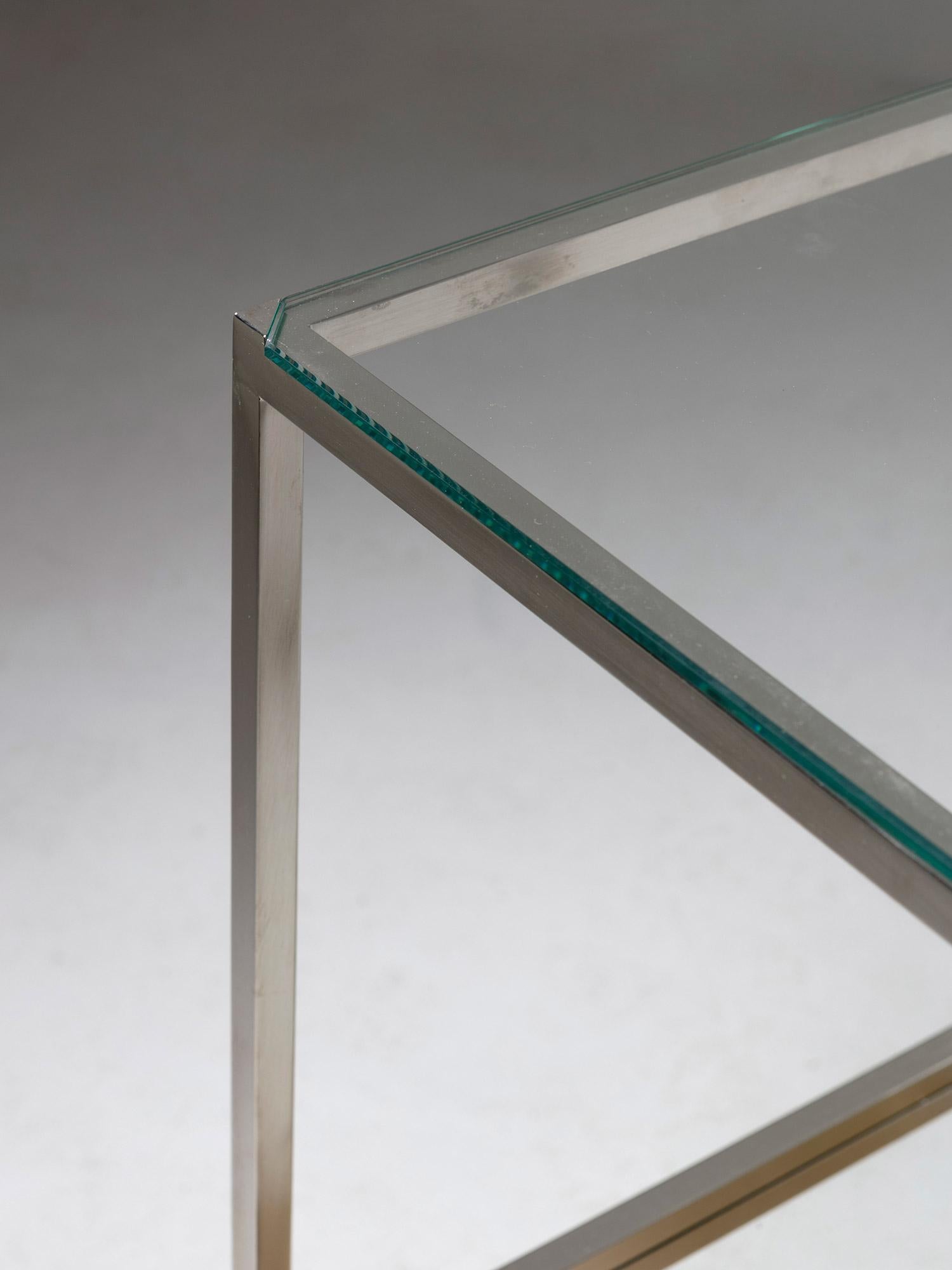 Rare Set of Two Cubic Low Tables with Glass top by Lino Sabattini, Italy, 1970s  In Good Condition For Sale In Milan, IT