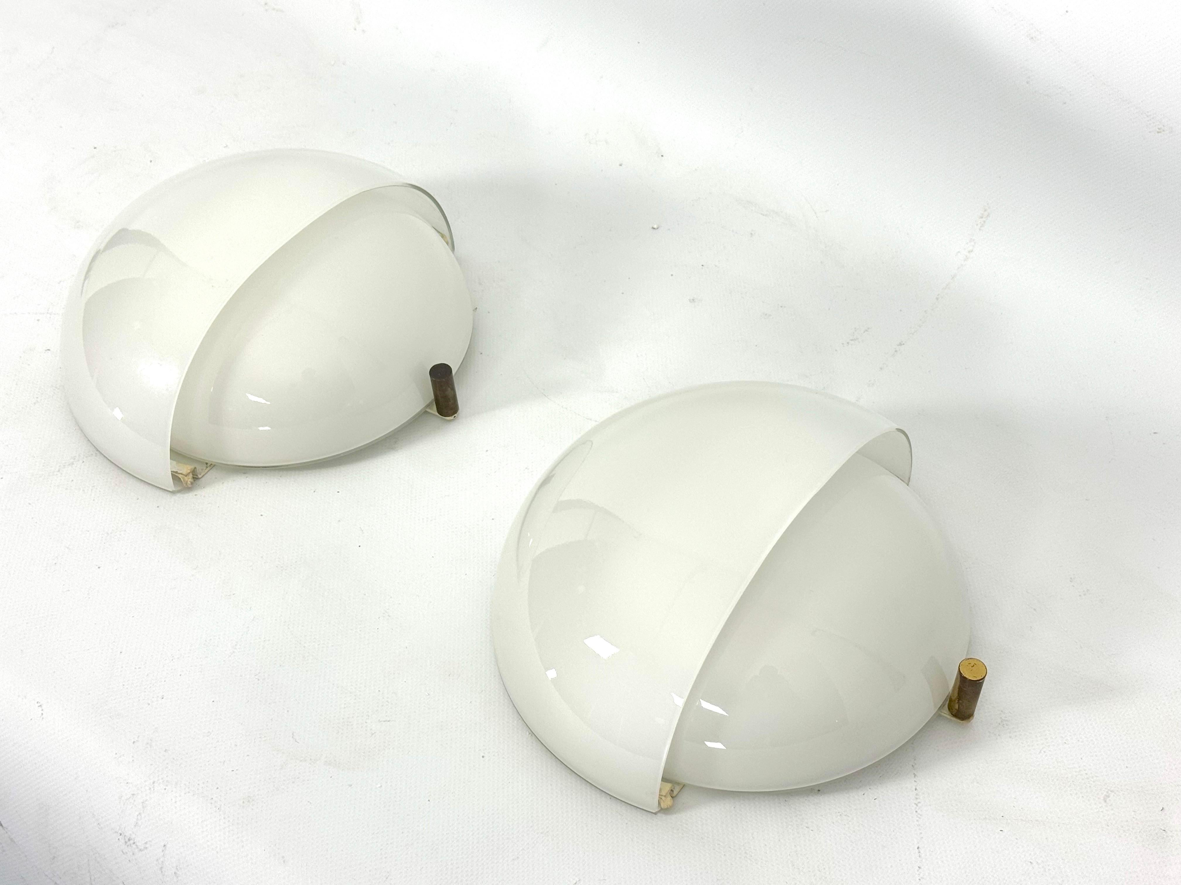 20th Century Rare Set of two Glass and brass Mania sconces by Vico Magistretti for Artemide.  For Sale