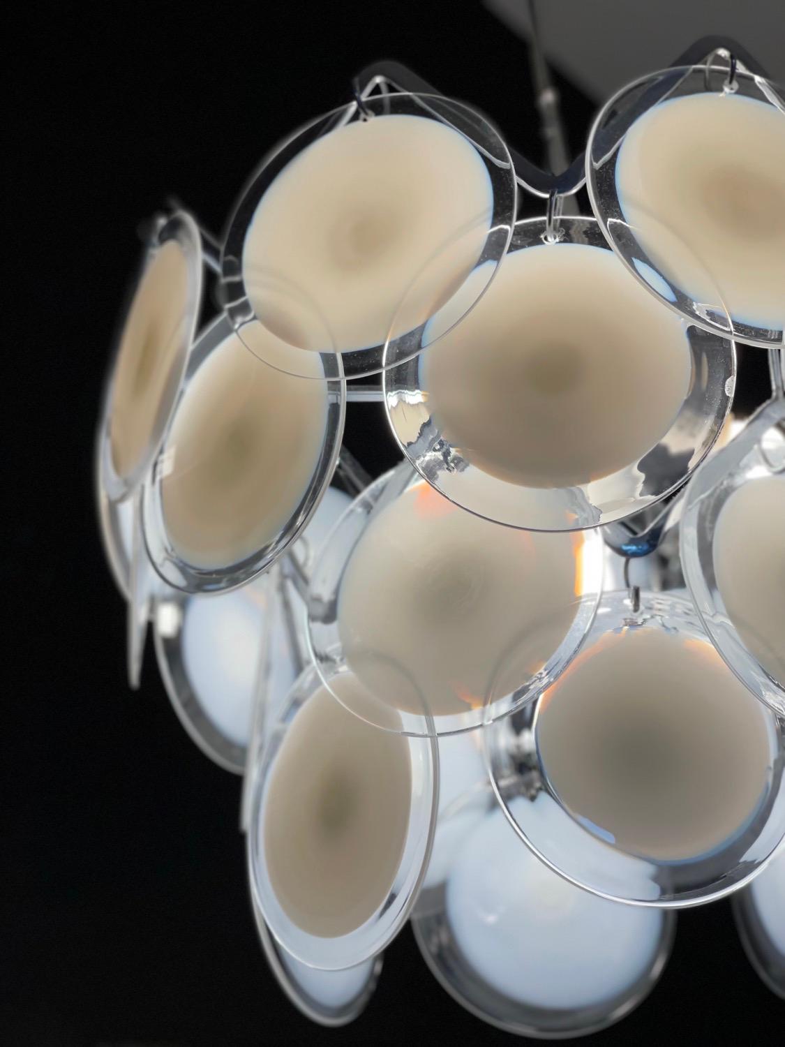 Rare ensemble de deux appliques en verre de Murano et un lustre suspendu de Gino Vistosi en vente 7