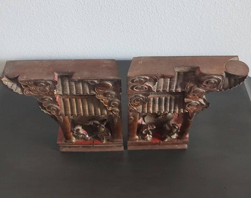 Folk Art Rare Set of Two Qing Dynasty Chinese Architectural Temple Brackets For Sale