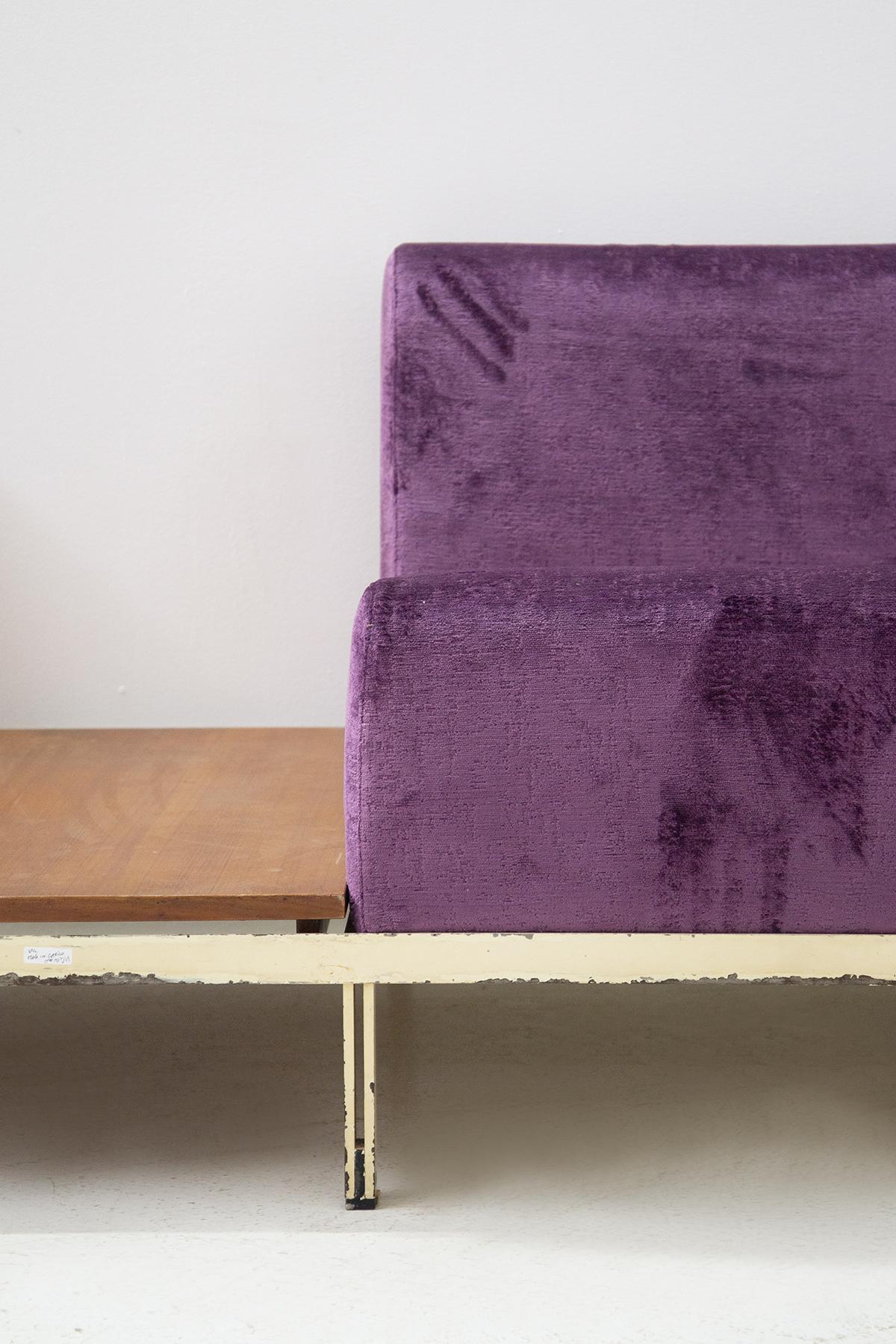 Rare Set of Vintage Sofas by Gianfranco Frattini in Purple Velvet For Sale 2