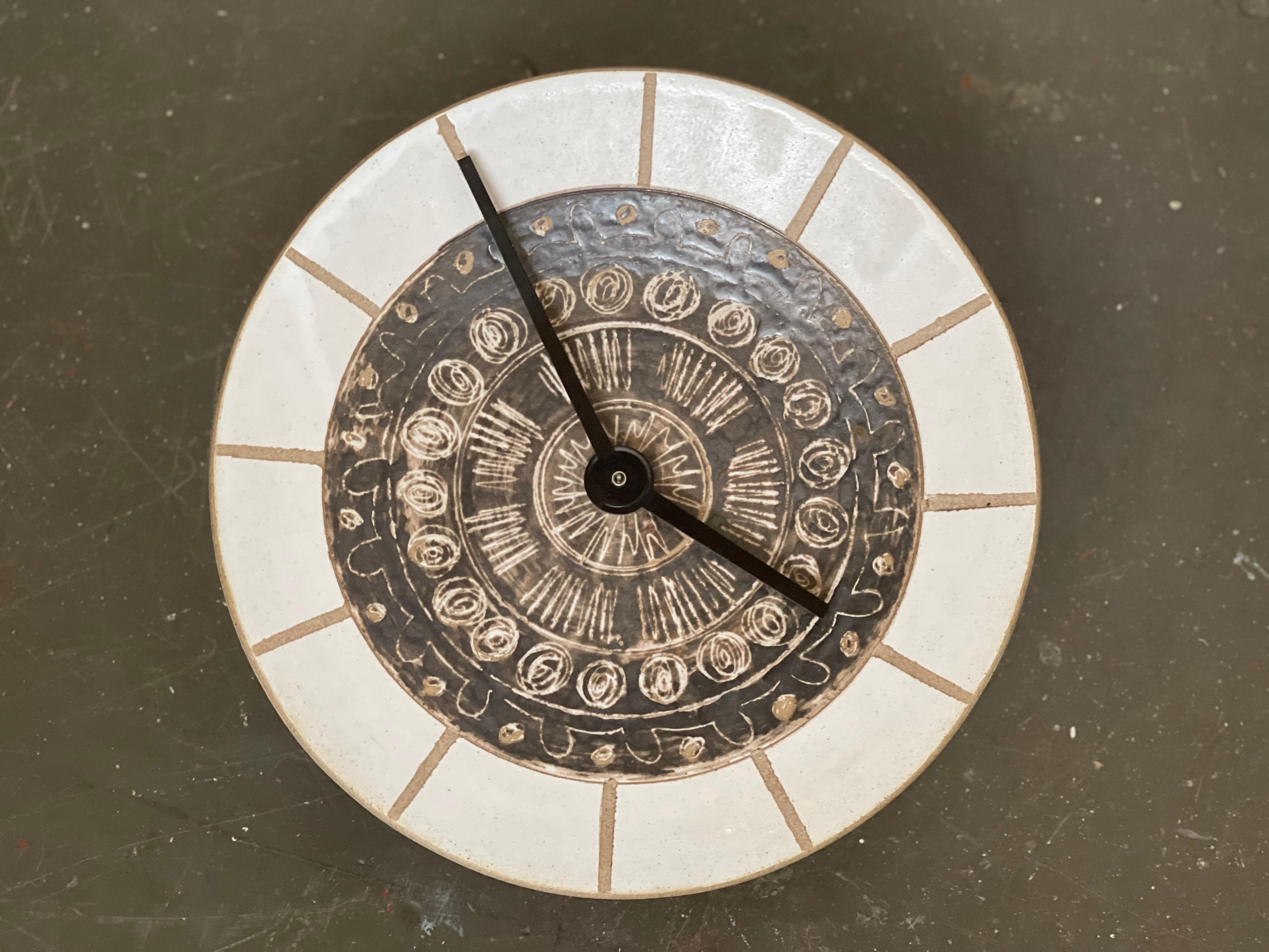 Rare Sgraffito Ceramic Clock by Jane and Gordon Martz for Marshall Studios For Sale 4