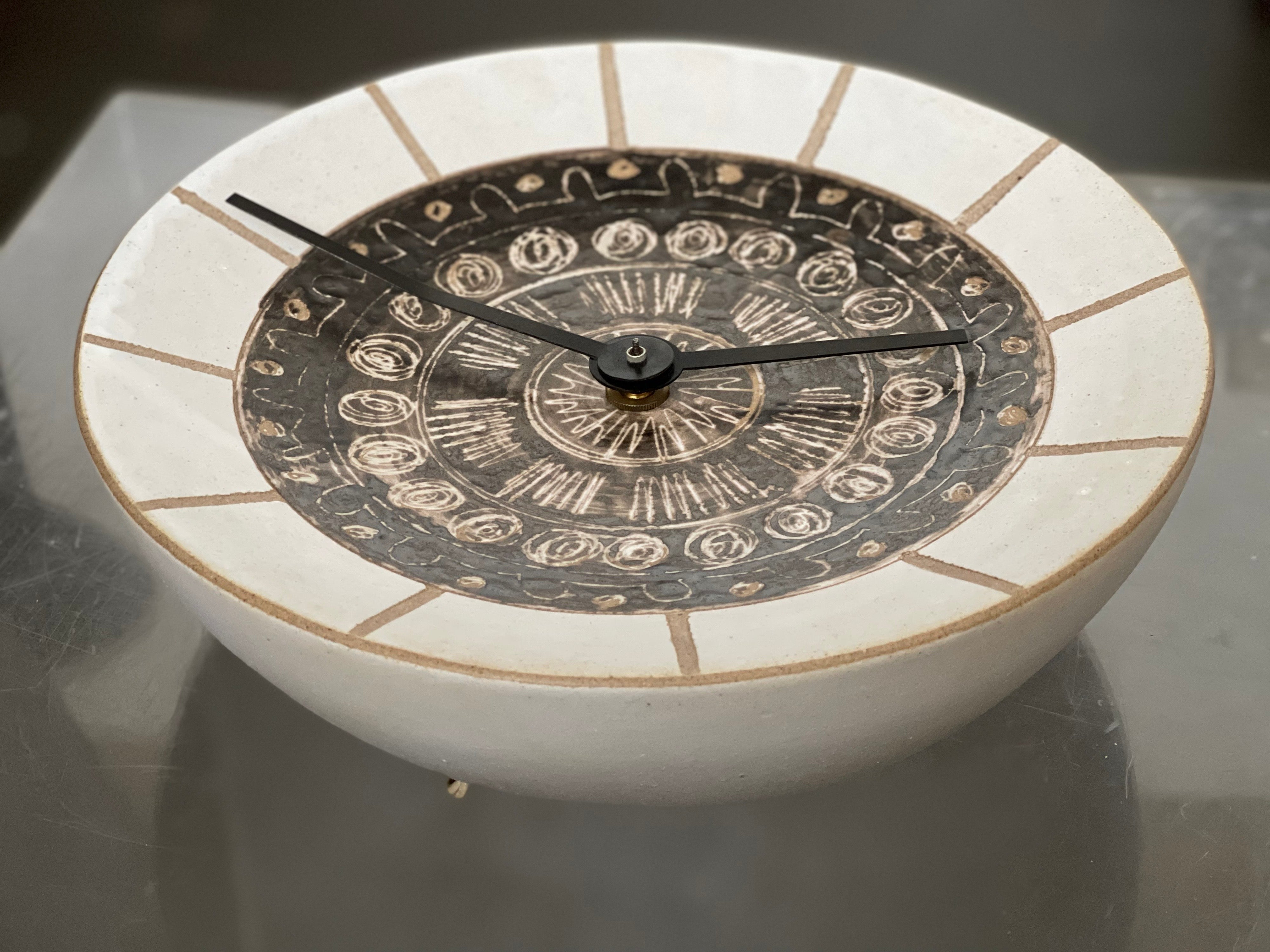 Rare Sgraffito Ceramic Clock by Jane and Gordon Martz for Marshall Studios For Sale 5