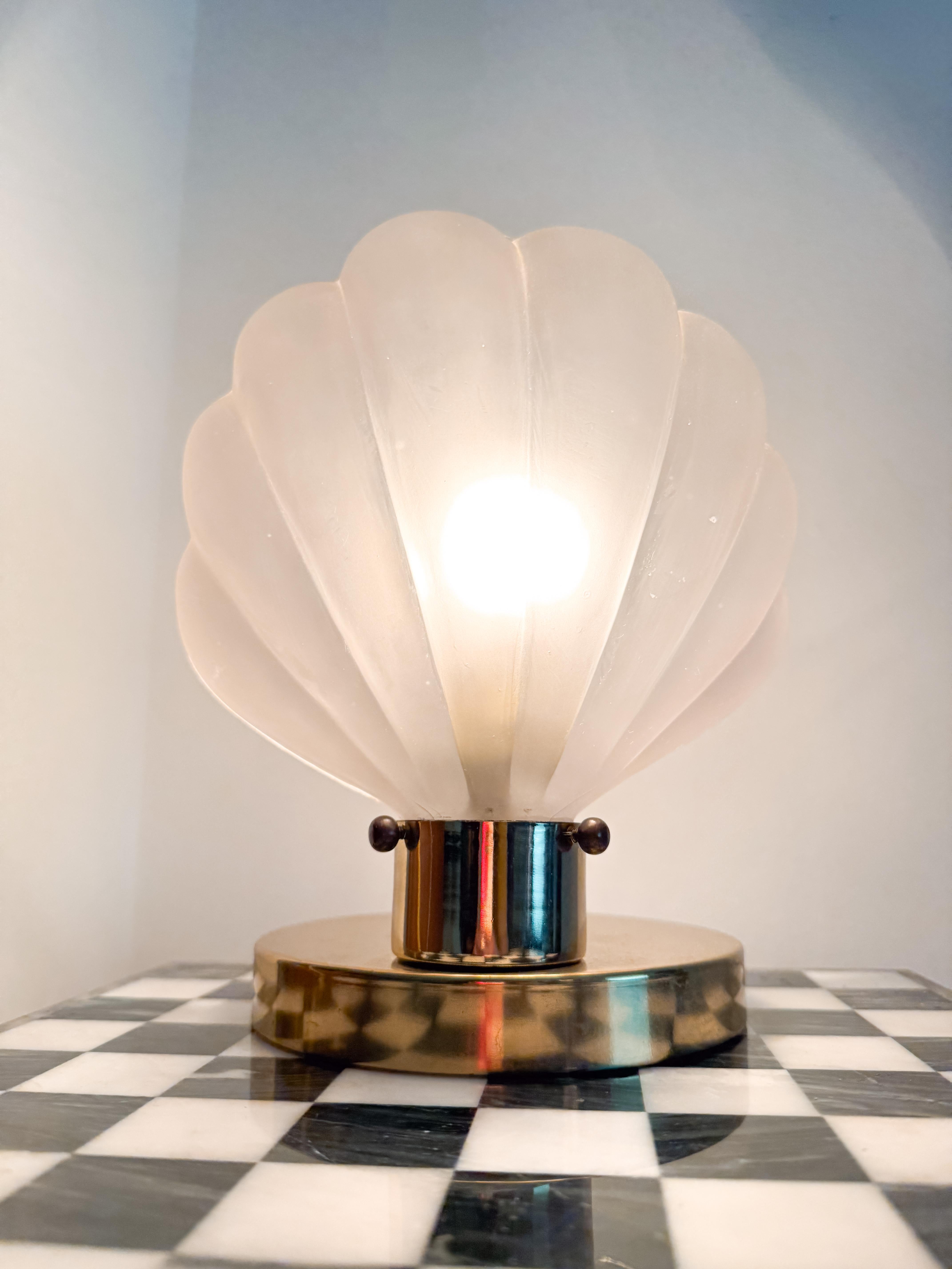 Rare Shell 1980s Frosted Glass and Brass Art Deco Table Lamp Dimmable 5