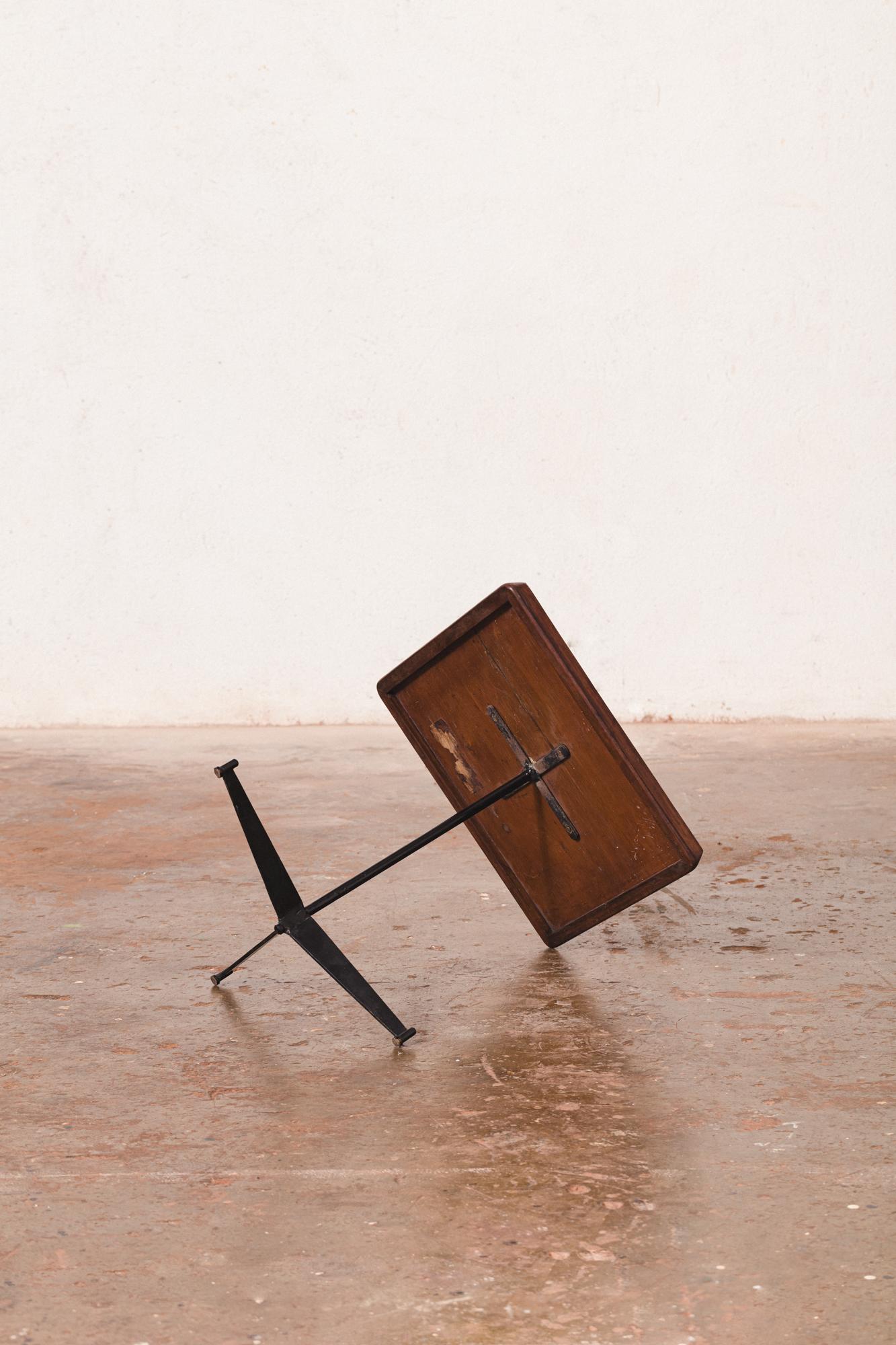 Rare Side Table by Carlo Hauner In Good Condition For Sale In London, England