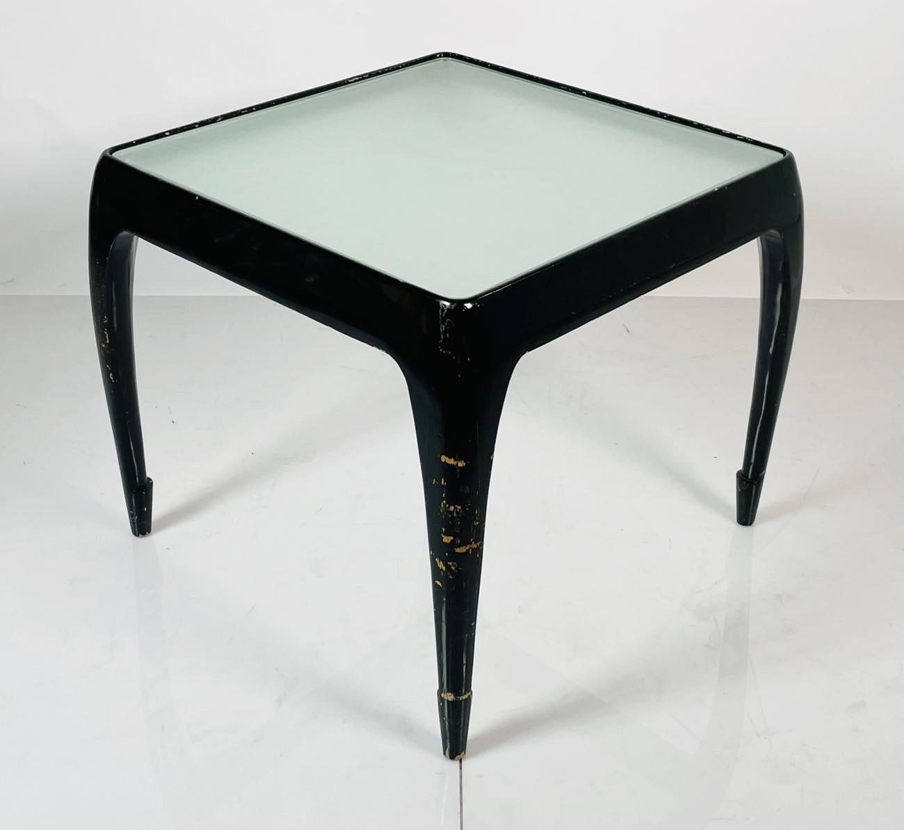 Stunning side/end table designed and manufactured by Johan Tapp.

The table has beautiful lines and a thick glass top.
The table is signed.

Measurements:
26 inches square x 22 inches high.