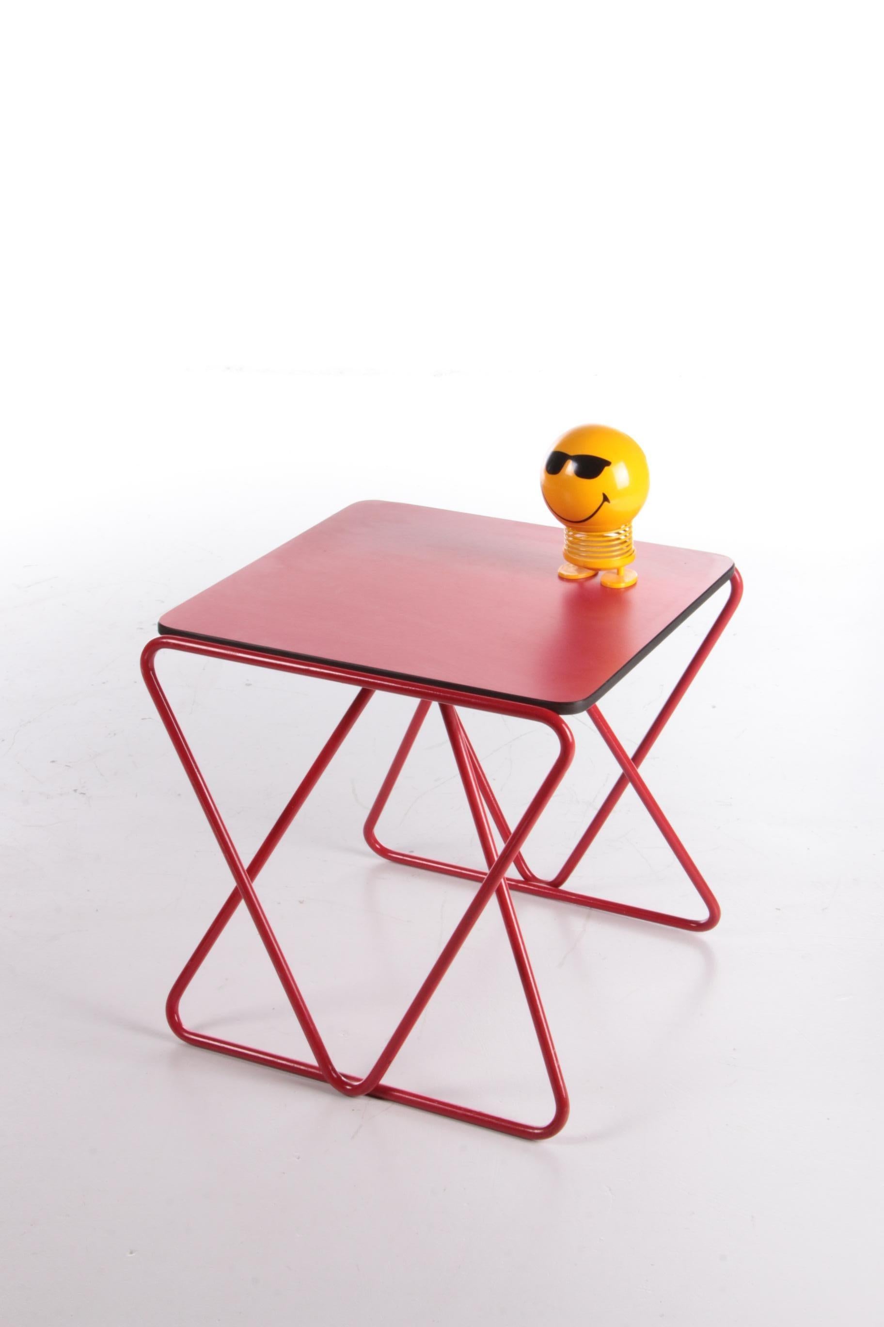 Rare side table designed by Walter Antonis for I-Form, Holland, 1978.

This table was one of Walter Antonis' last designs when he started his own company I-Form after leaving 't Spectrum.

Only 40 tables were made in 3 sizes, this is the