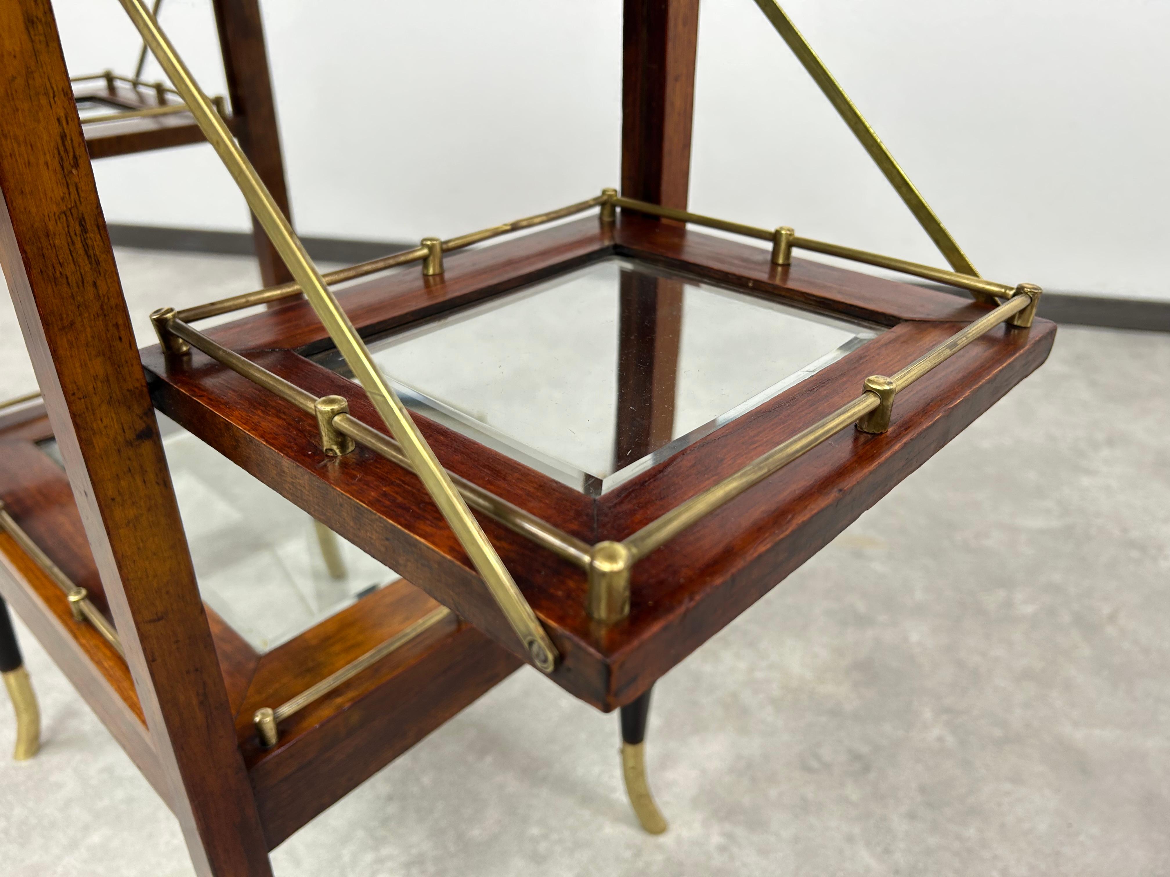 Raro tavolino con vassoio di Portois & Fix Viena in vendita 1