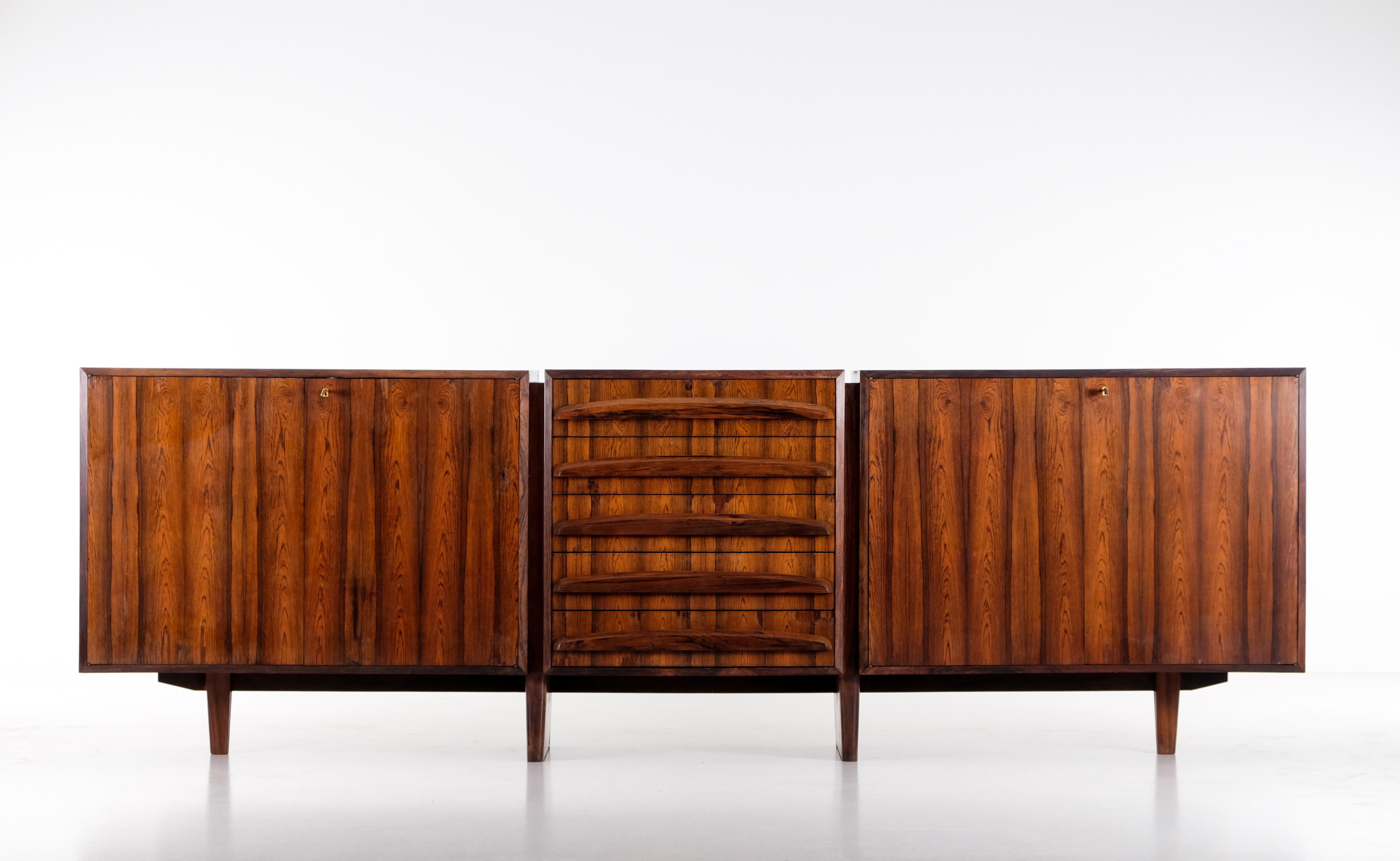 Mid-Century Modern Rare buffet de Jean Gillon, Brésil, années 1960 en vente