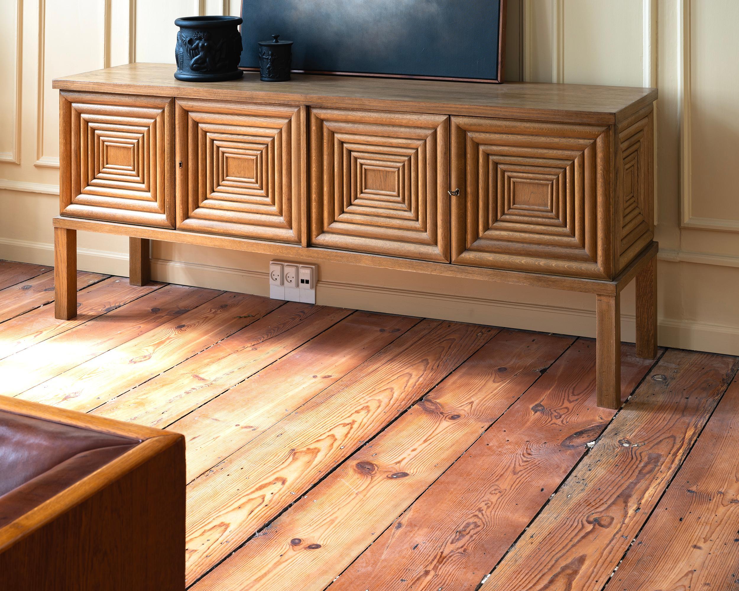 Mid-Century moderno Rara credenza di Oscar Nilsson, Svezia. 1940's. in vendita
