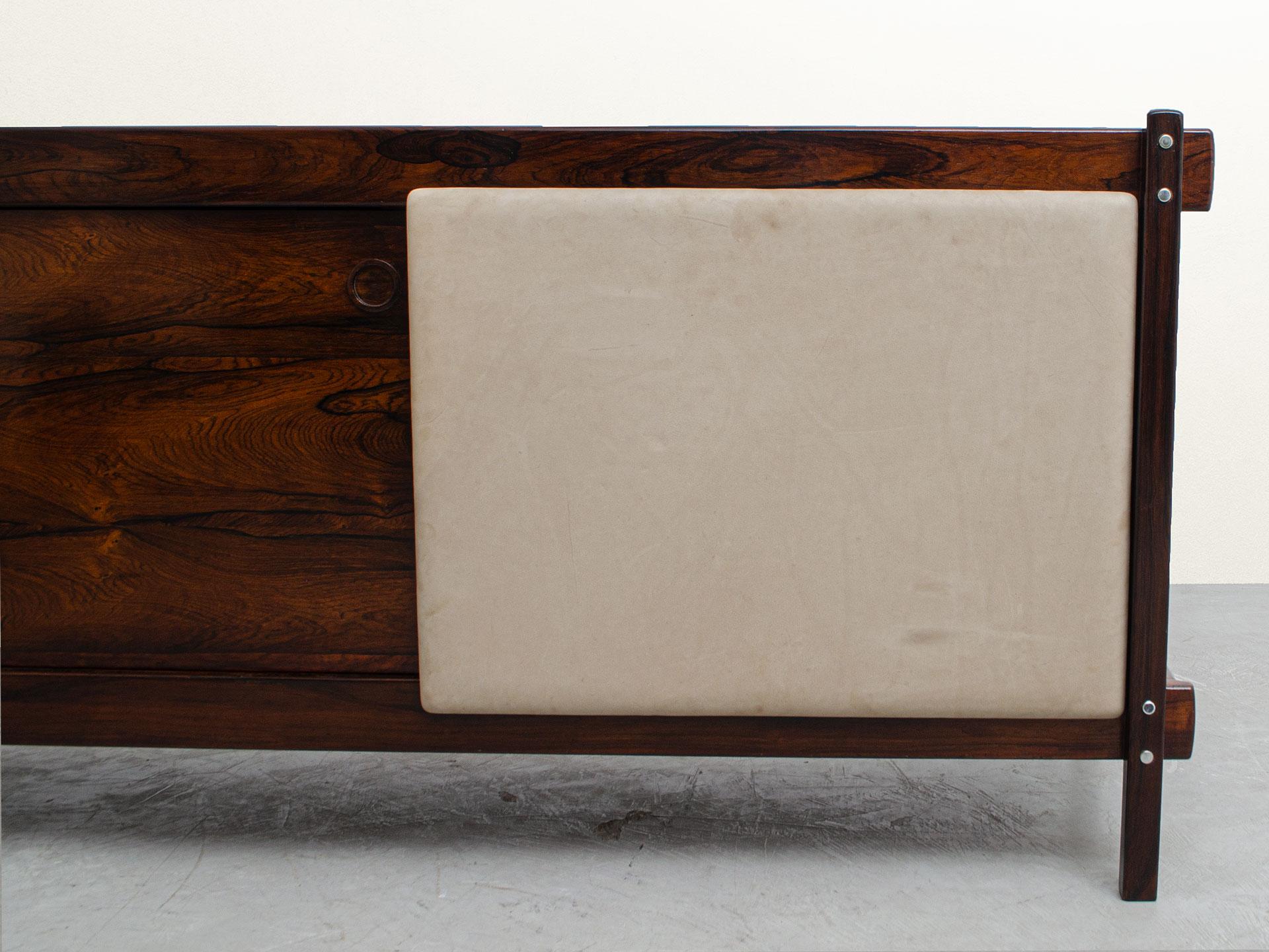 Rare Sideboard, by Sergio Rodrigues, 60s Brazilian Mid-Century Modern In Excellent Condition In Sao Paulo, SP