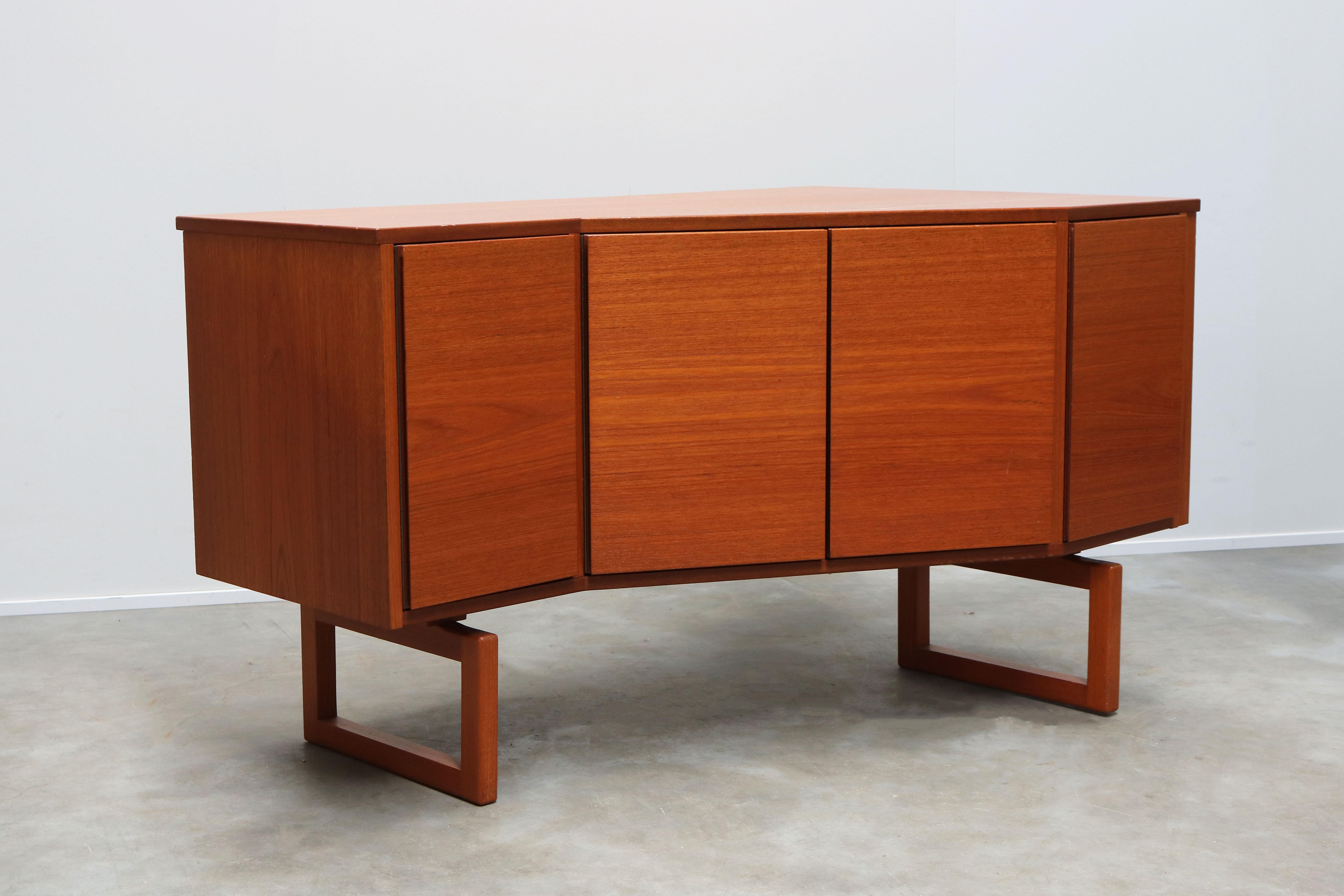 Rare Sideboard / Corner Cabinet in Teak by Arne Hovmand Olsen for Mogens Kold 3