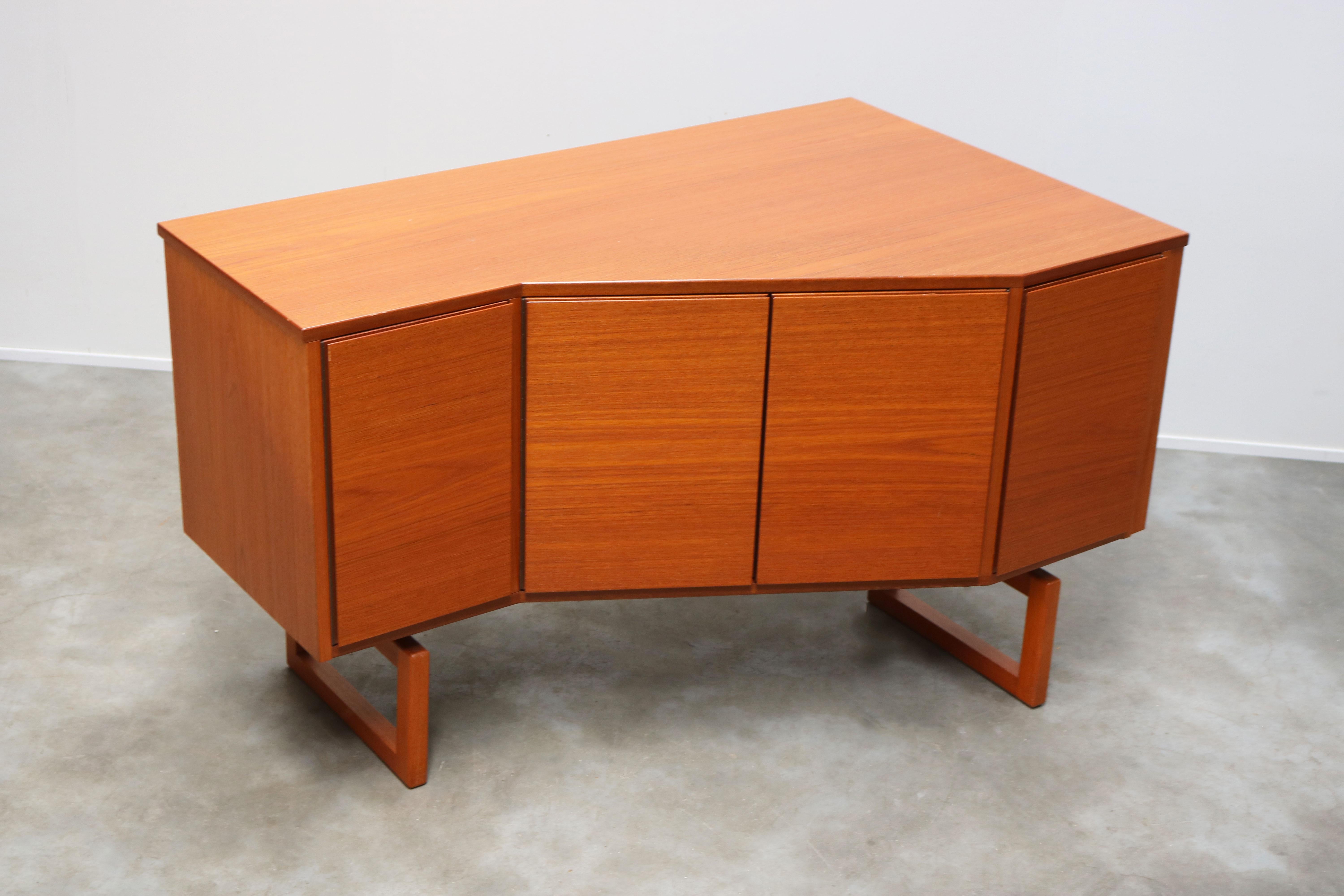 Rare Sideboard / Corner Cabinet in Teak by Arne Hovmand Olsen for Mogens Kold 5