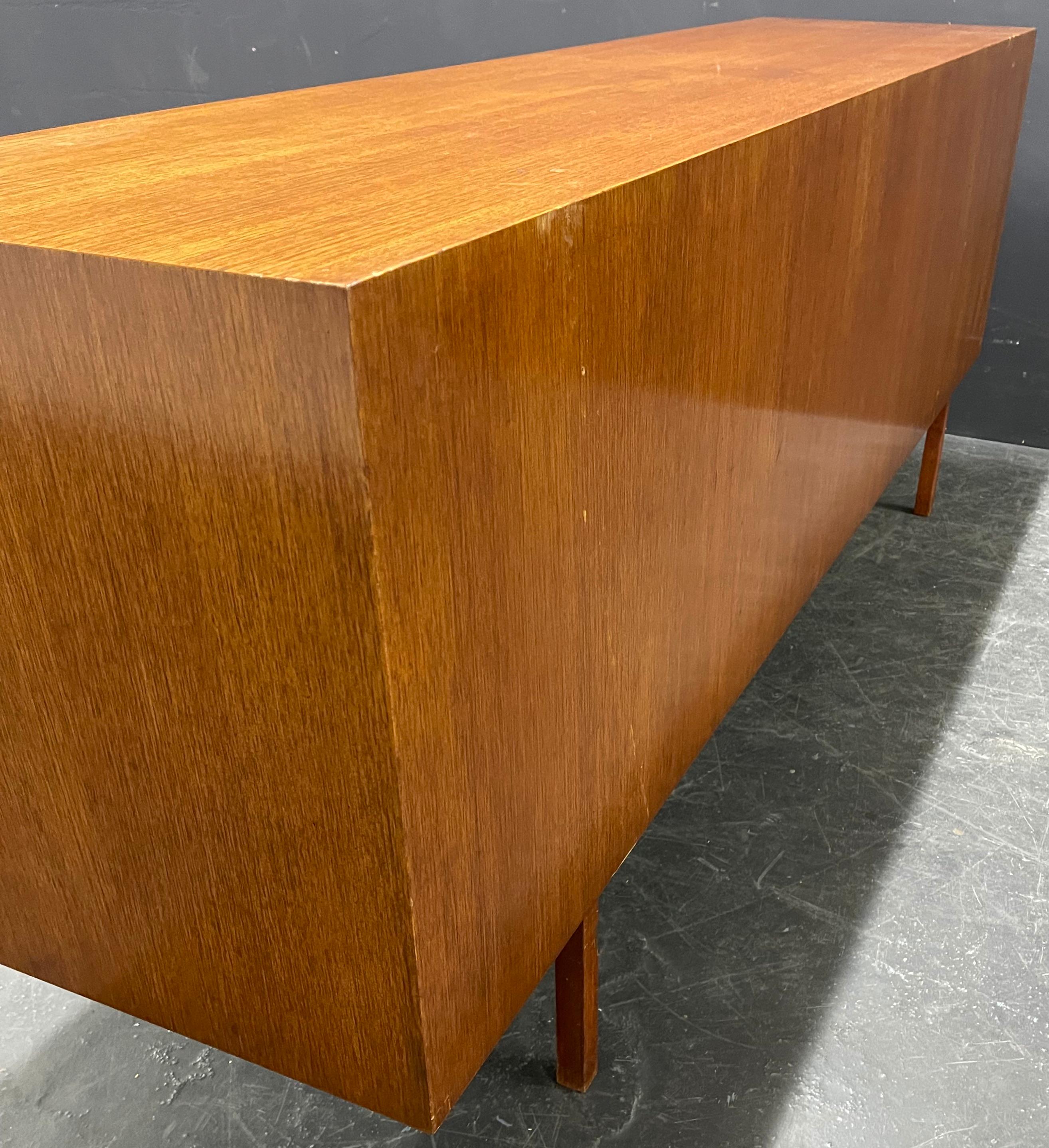 Rare Sideboard No.119 by Florence Knoll For Sale 9