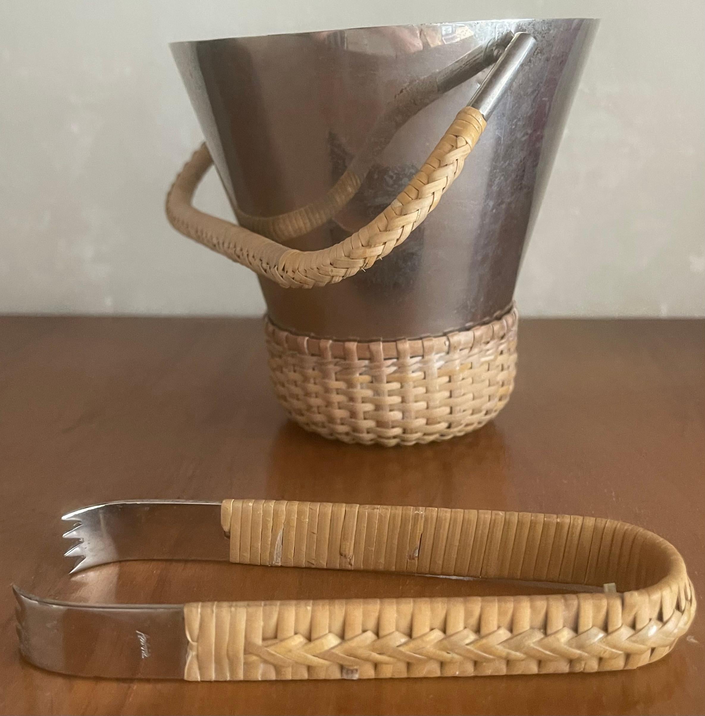Rare signed Carl Auböck no.3703 ice bucket and tongs In Good Condition In Munich, DE