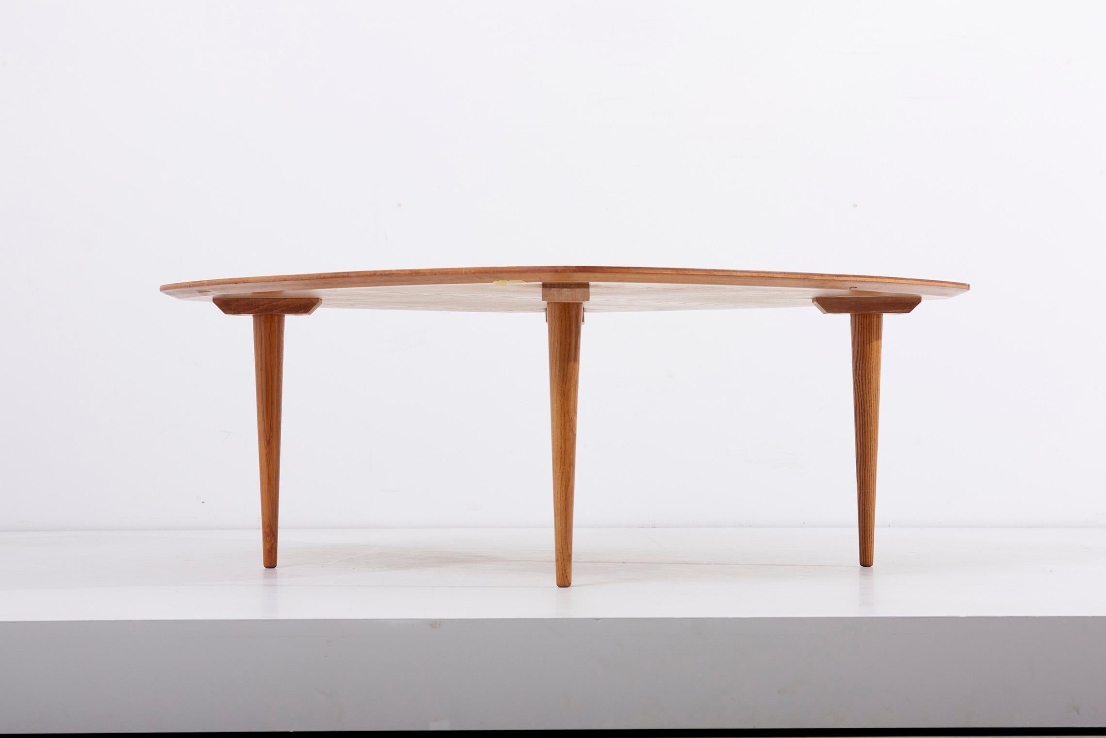 Rare Signed Coffee Table by André Simard for Meubles TV, 1950s For Sale 8