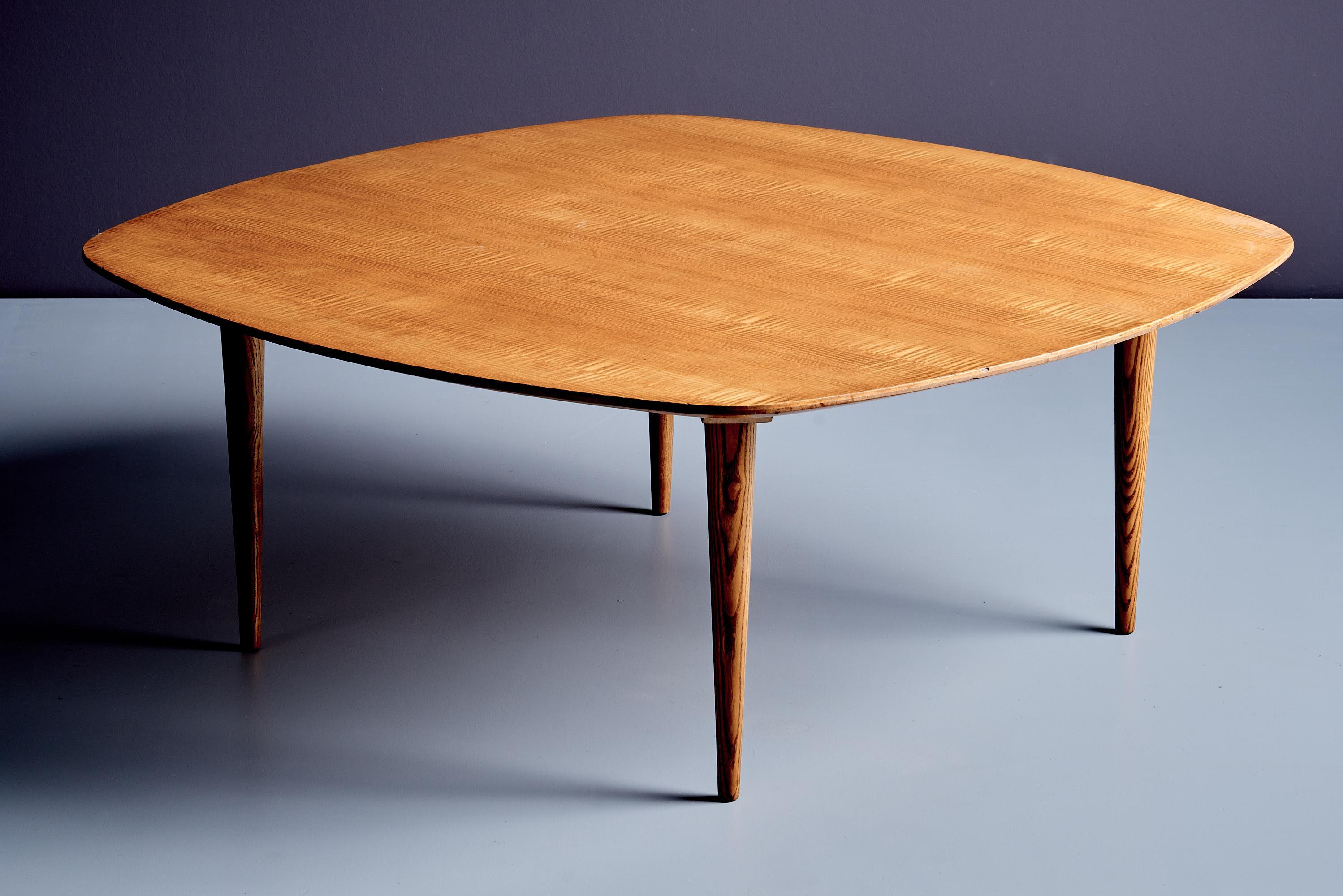 Rare Signed Coffee Table by André Simard for Meubles TV, 1950s For Sale