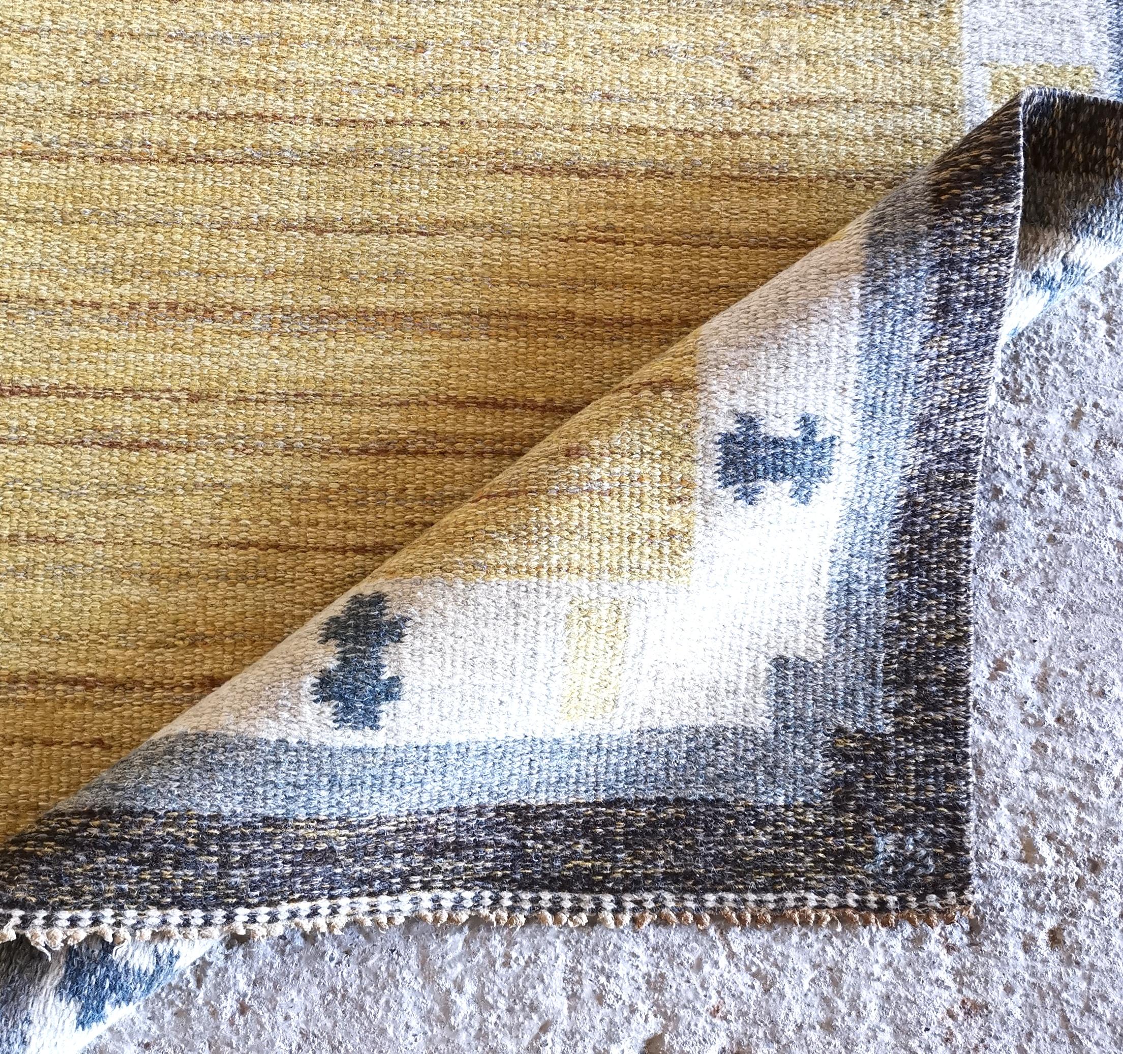 Tessuto a mano Raro tappeto firmato Ingegerd Silow in pura lana Rölakan a trama piatta, Svezia anni '50 in vendita