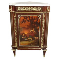 Scatole e armadietti in marmo