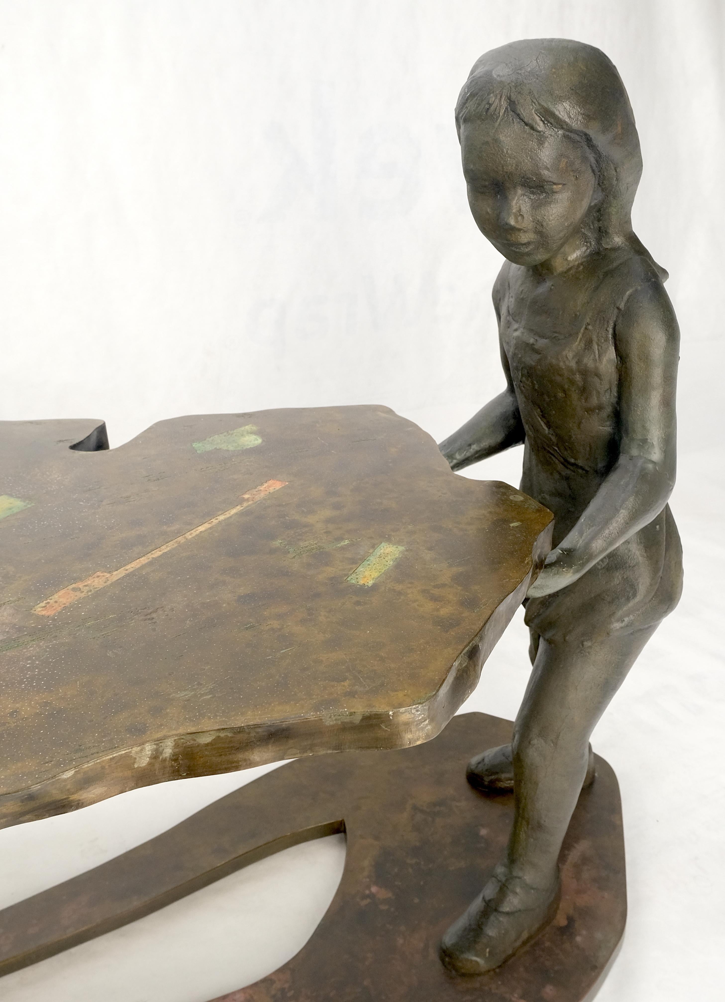 Rare table basse sculptée «Generation » signée Philip & Kelvin Laverne, vers 1970 Bon état - En vente à Rockaway, NJ