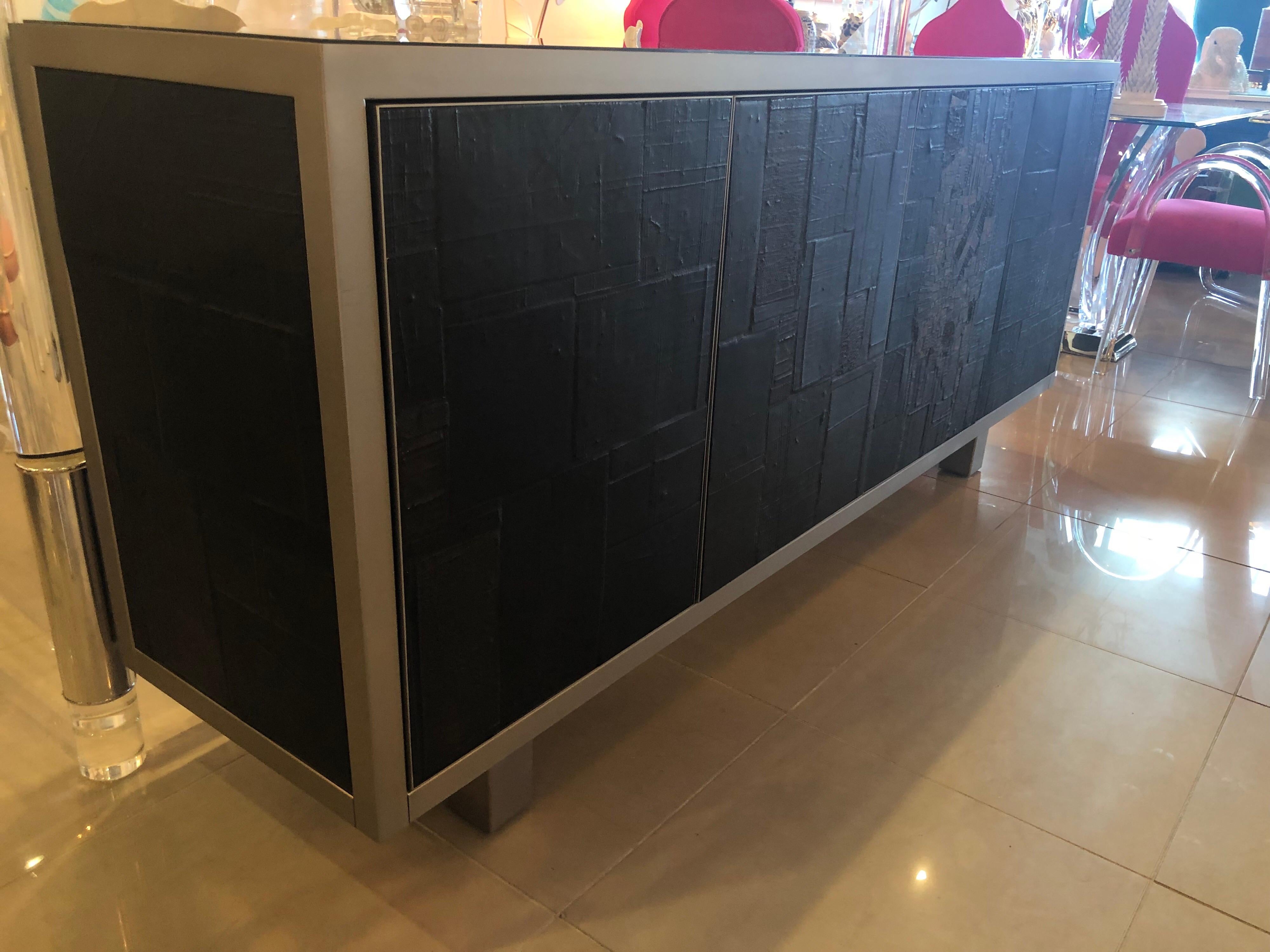 Rare crédence en céramique en ardoise sculptée brutaliste signée Pia Manu, Buffet d'appoint 10