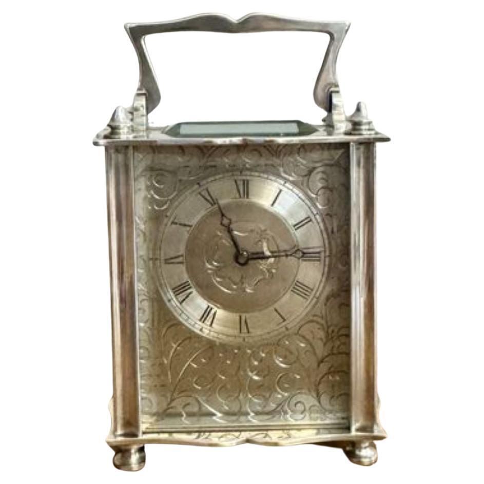 Rare horloge miniature à chariot marquée d'un sceau en argent