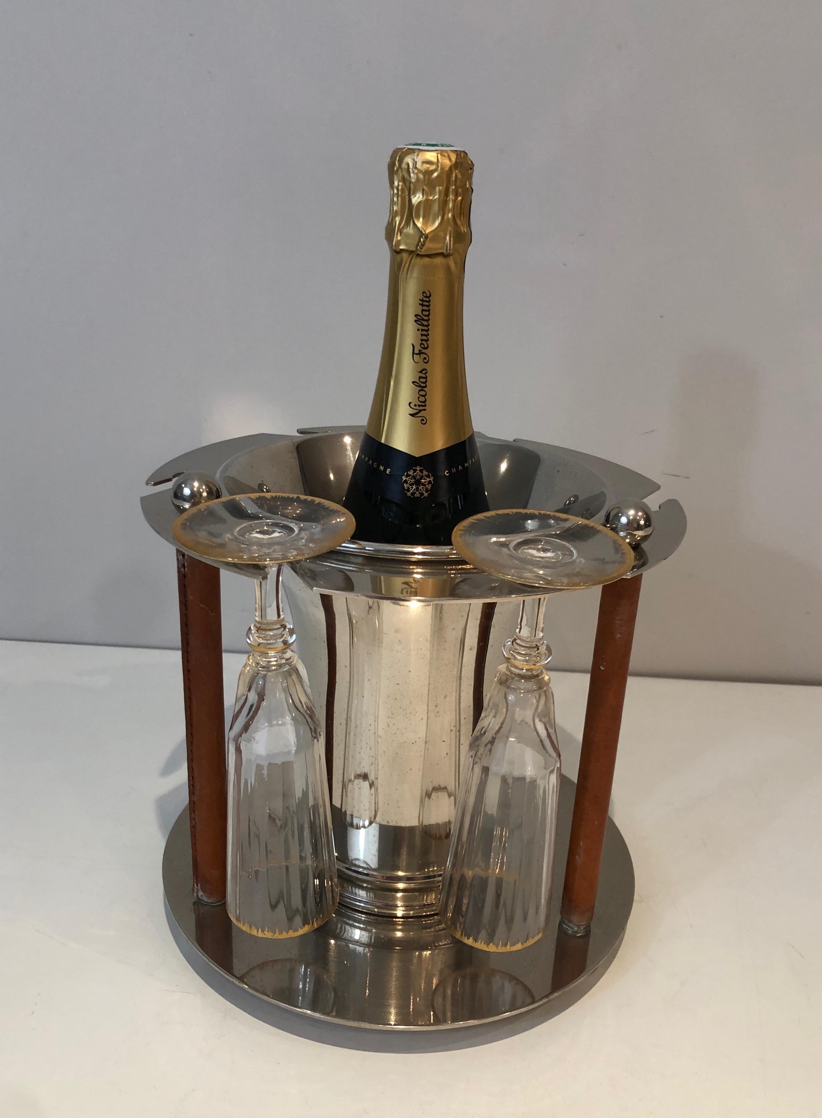 Seltener versilberter und Leder-Champagnerkübel mit Flötenhalter, Französisch, um ca. im Angebot 15