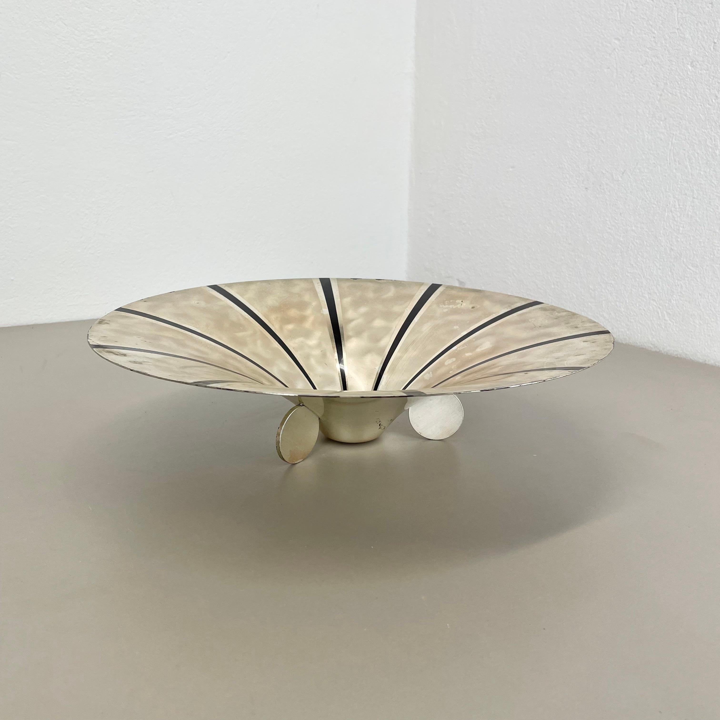 Rare Silver Plated Bauhaus Art Deco Shell Bowl by WMF Ikora, Germany 1930s For Sale 1