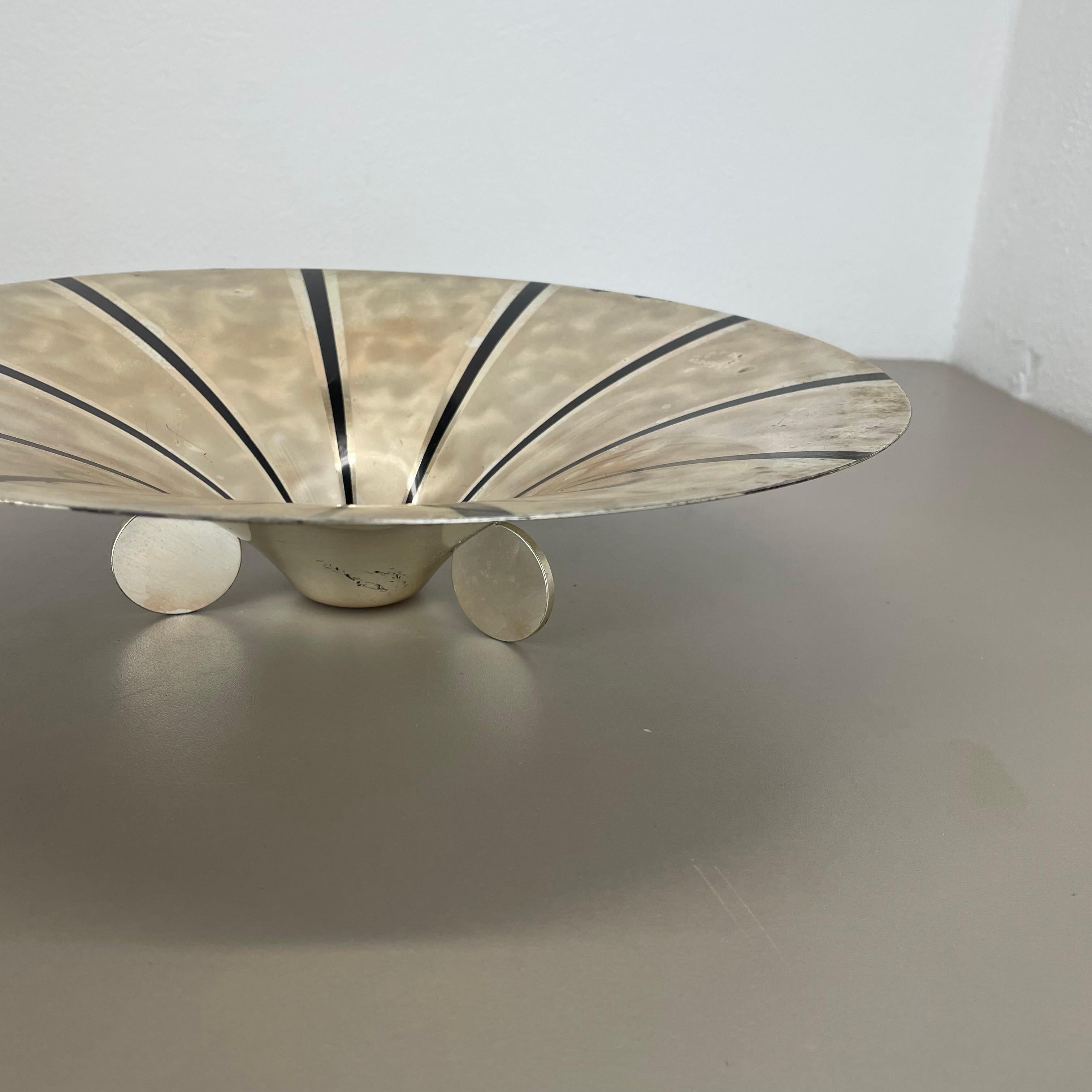 Rare Silver Plated Bauhaus Art Deco Shell Bowl by WMF Ikora, Germany 1930s For Sale 2