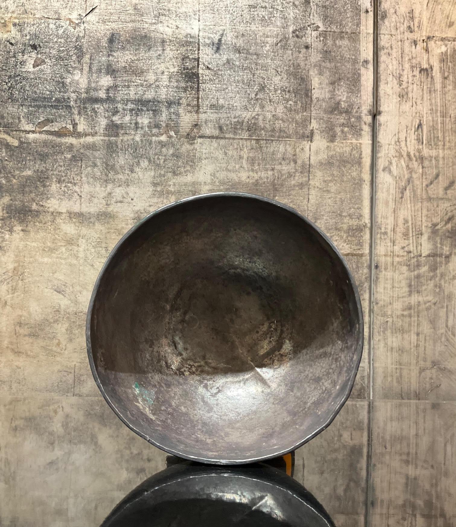 Raro cuenco ritual de plata - Reino de Sukhothai, Siglos XI-XIII Silver en venta