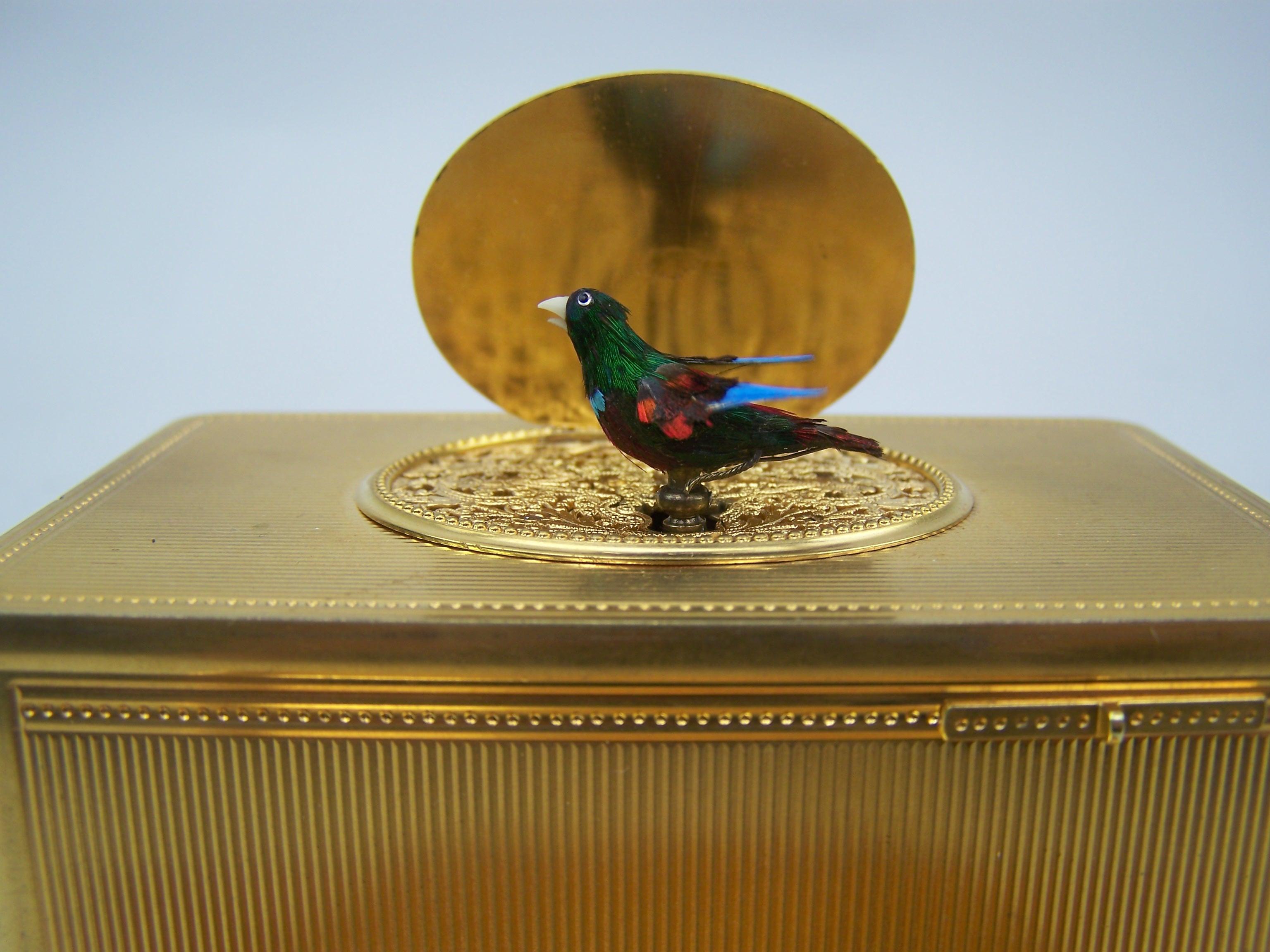 Singing Bird Box by Bontems with Automatic Drawer 1