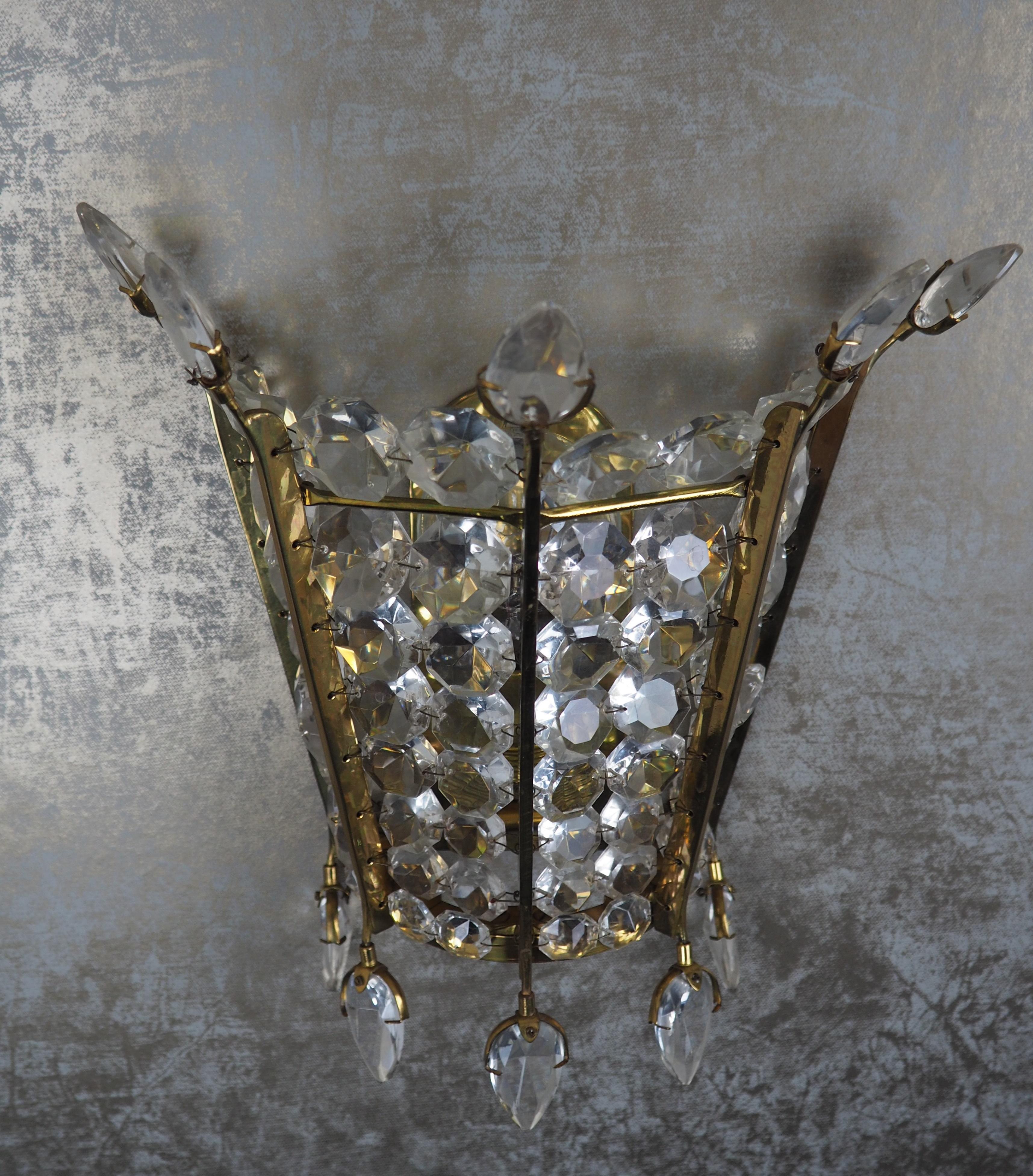 Austrian Rare Single Crystal and Brass Wall Sconce by Bakalowits, Austria, circa 1950s