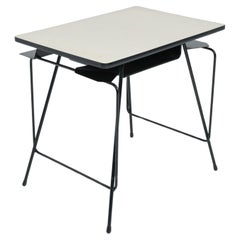 Bureau unique de Willy Van Der Meeren pour Tubax